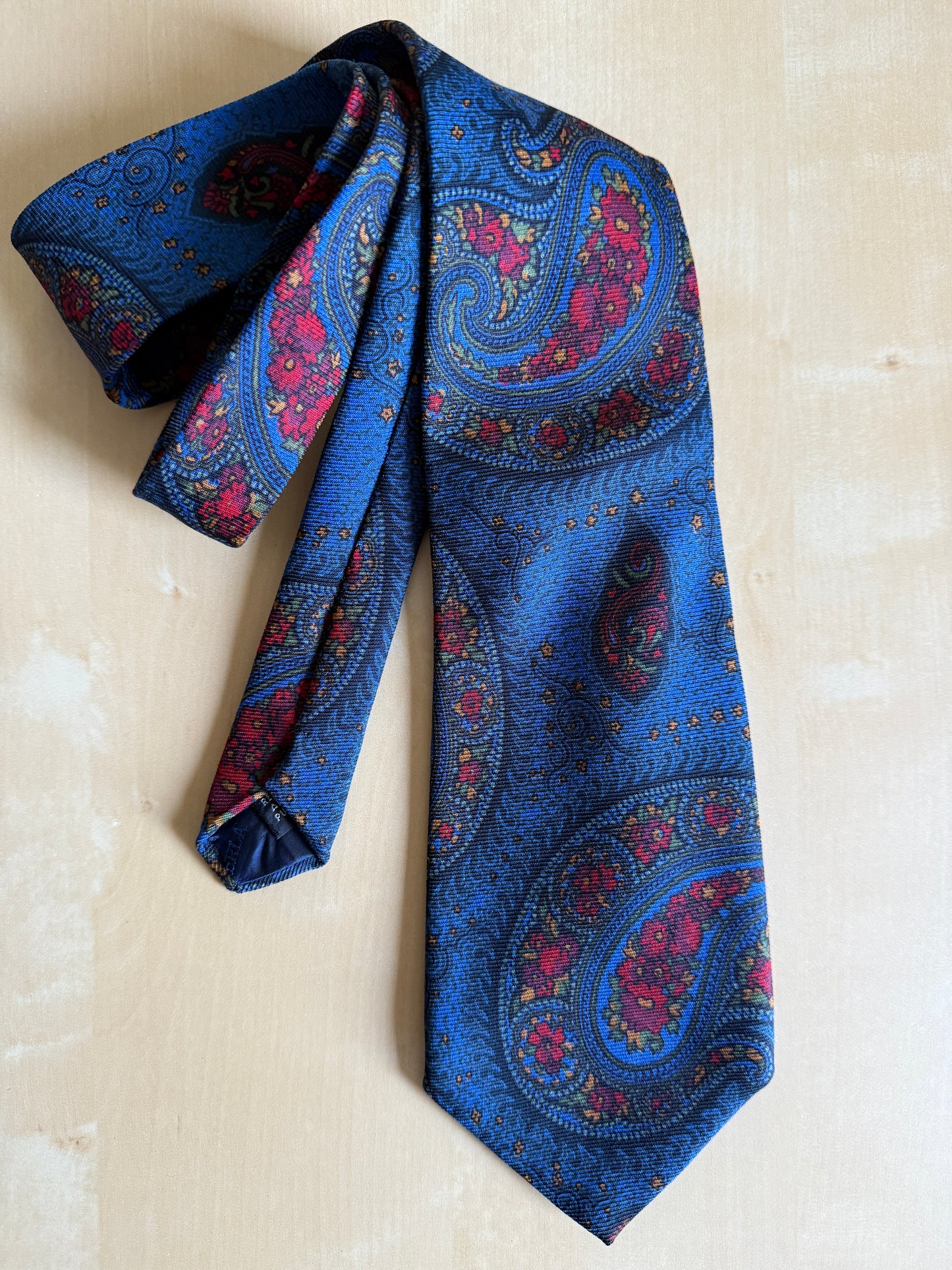 Cravatta in pura lana paisley blu