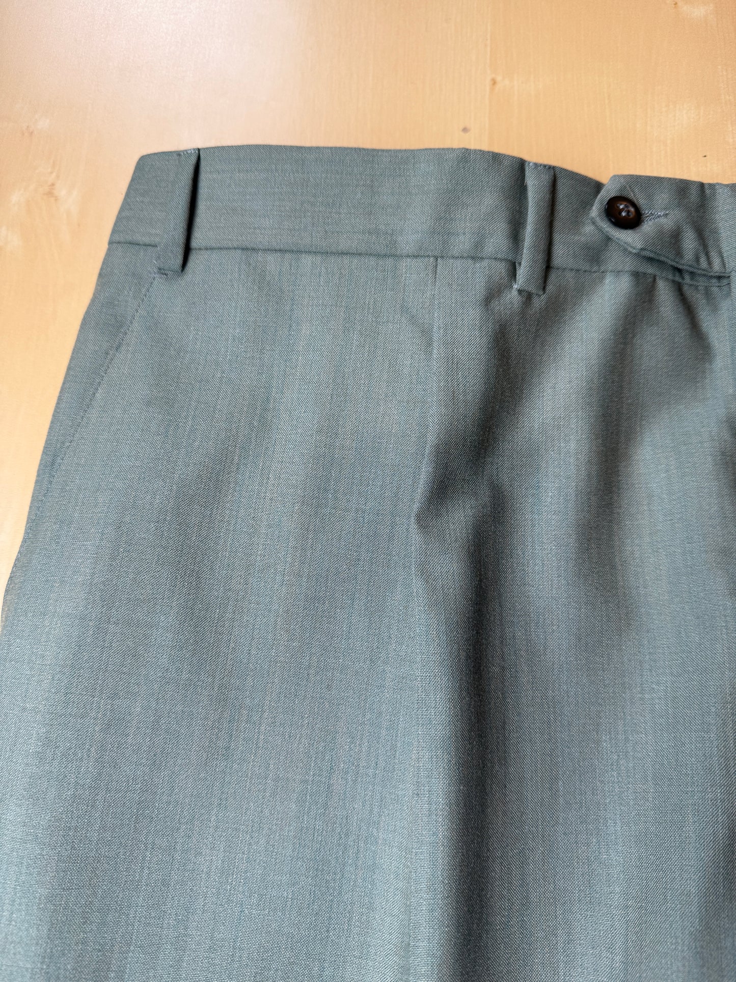 Completo anni '80 fresco lana verde menta (NOS) - tg. 54/56 drop basso