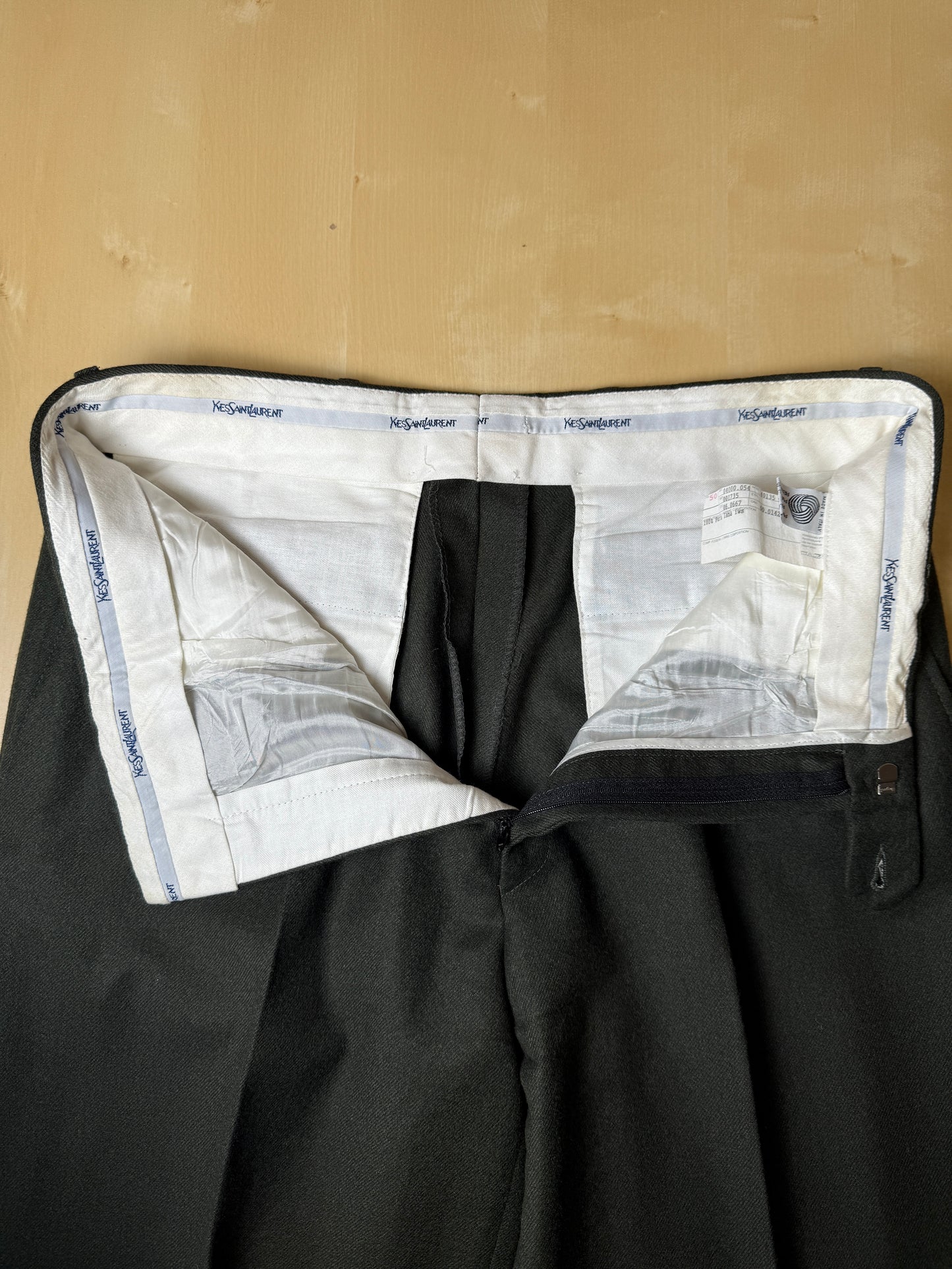 Pantaloni Yves Saint Laurent anni ‘80 in flanella verde scuro - tg. 50