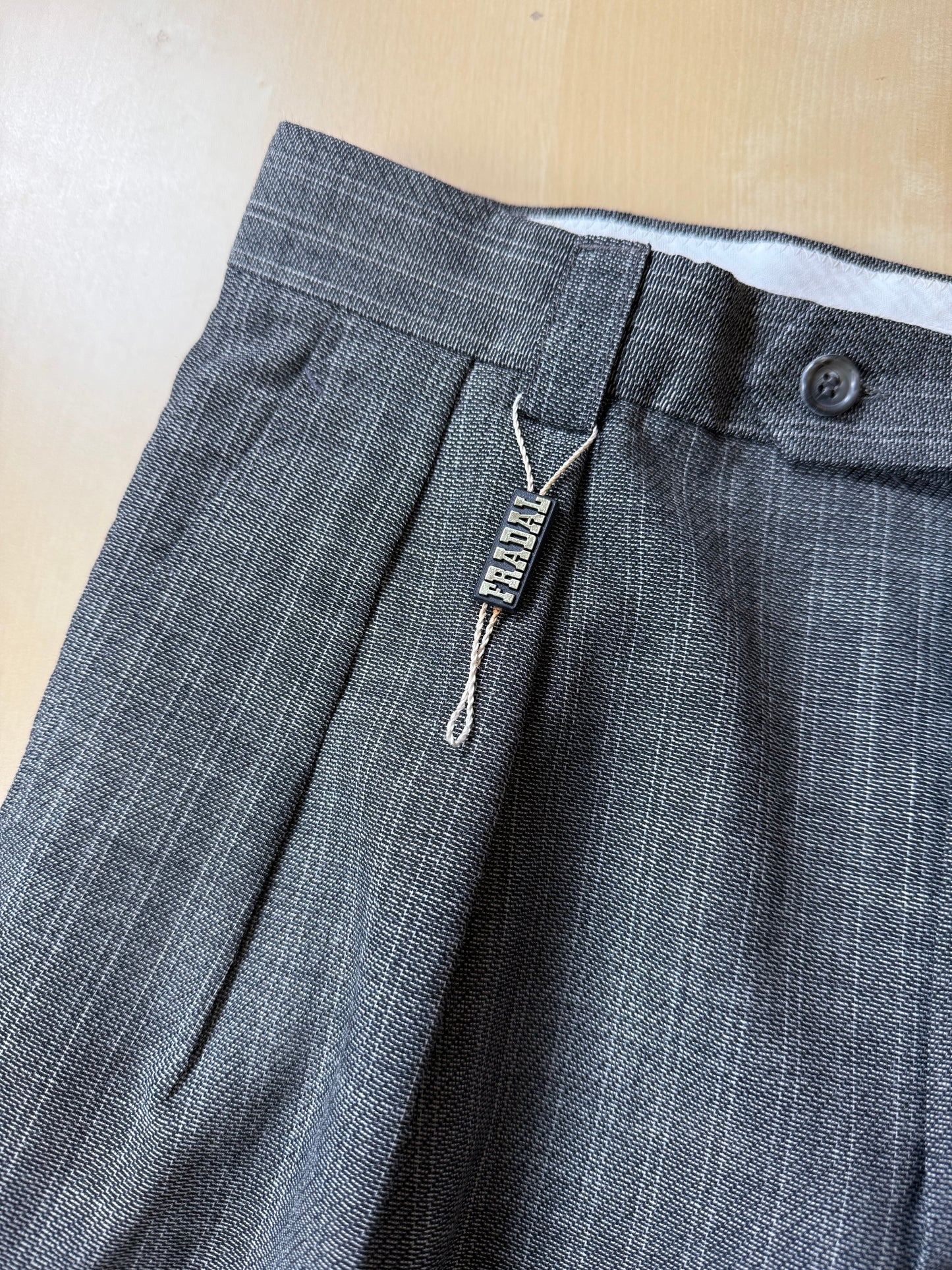 Pantaloni anni '80 fresco lana grigio a righe (NOS) - tg. 46