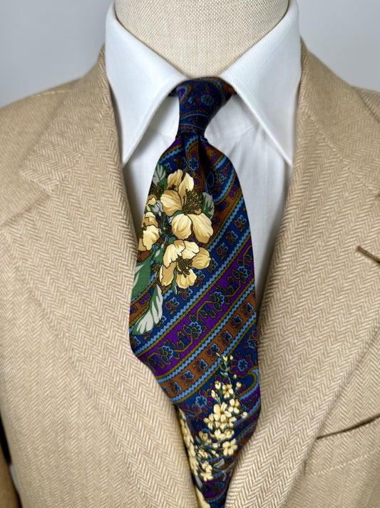 Cravatta Kenzo floreale e righe