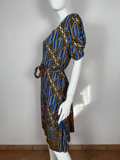 Abito indonesiano fantasia etnica