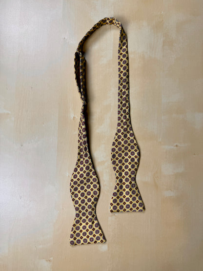 Papillon giallo micro fantasia rosso - collo >41