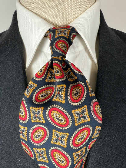 Cravatta Armani fantasia medaglioni