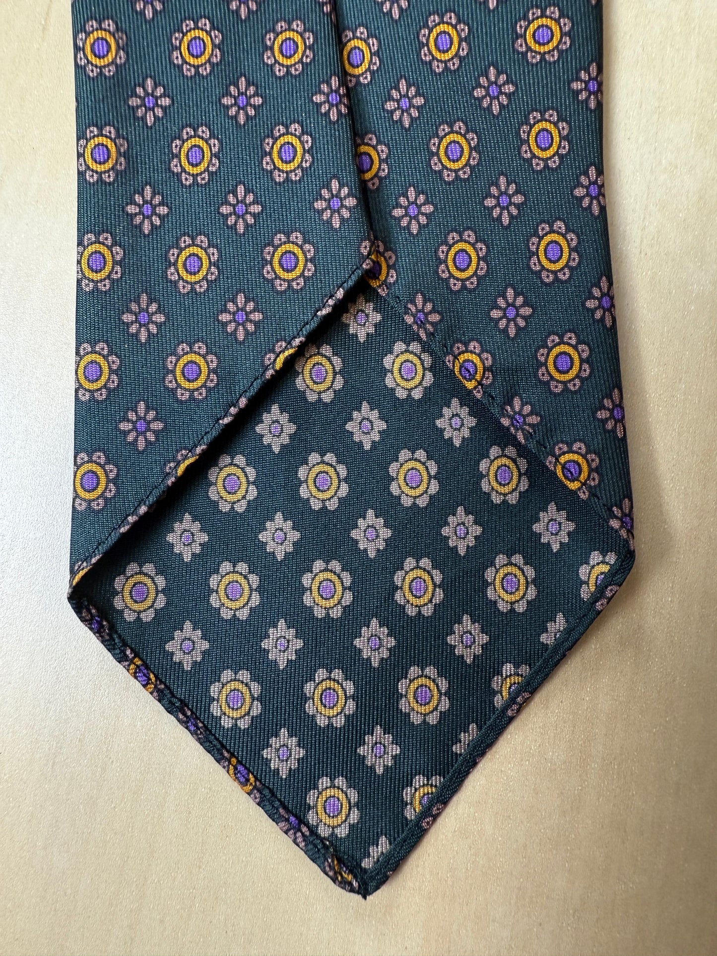 Cravatta inglese micro fantasia fiori