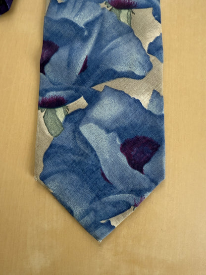 Cravatta Yves Saint Laurent floreale azzurro