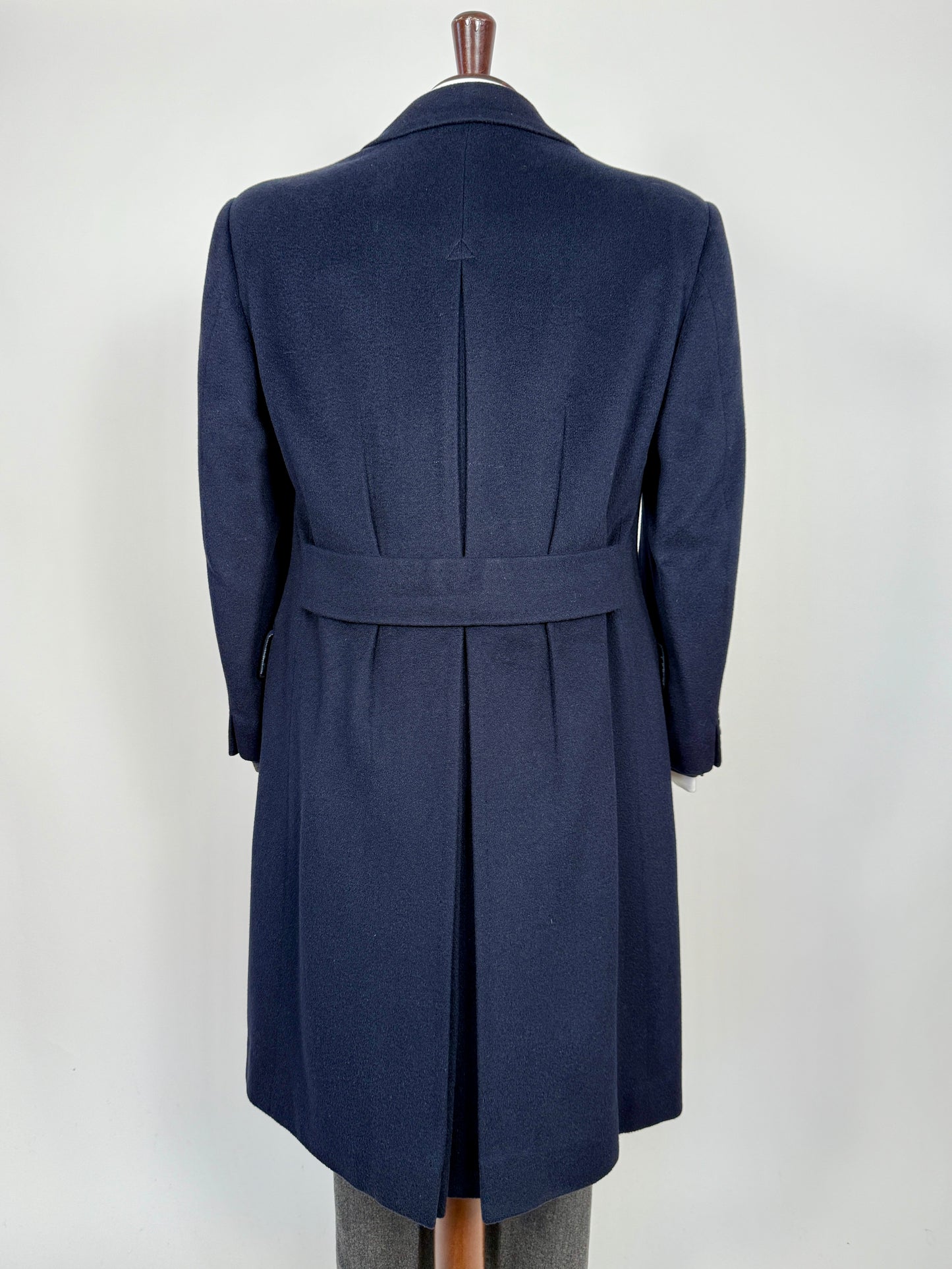 Cappotto in puro cammello blu con soffietto e martingala - tg. 48-52