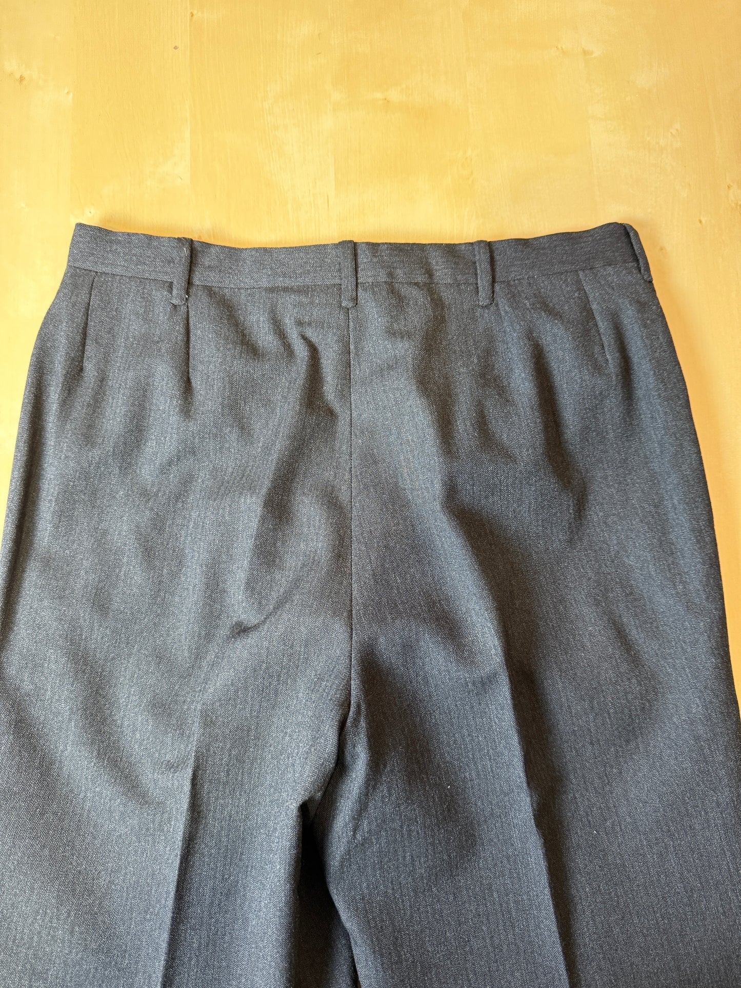 Completo su misura De Paz anni ‘70/‘80 antracite spigato - tg. 46/48