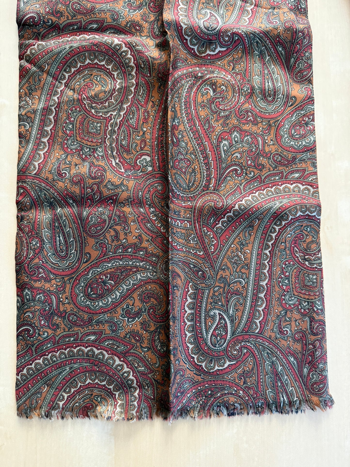 Sciarpa tubolare doppio tessuto in seta e lana