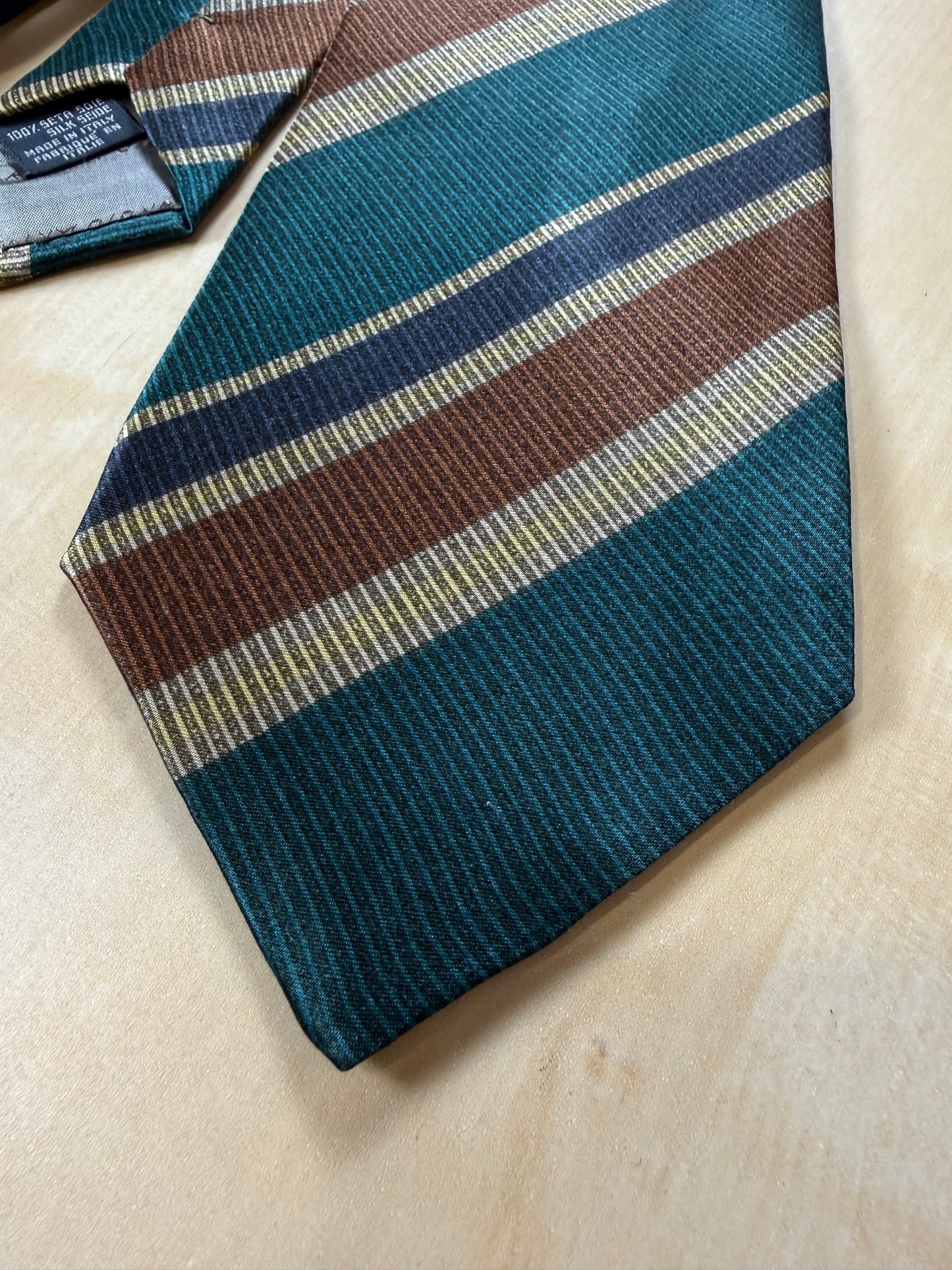 Cravatta Armani regimental vintage verde