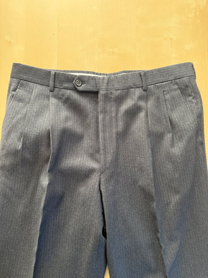 Completo Burberry flanella grigio antracite gessato - tg. 50