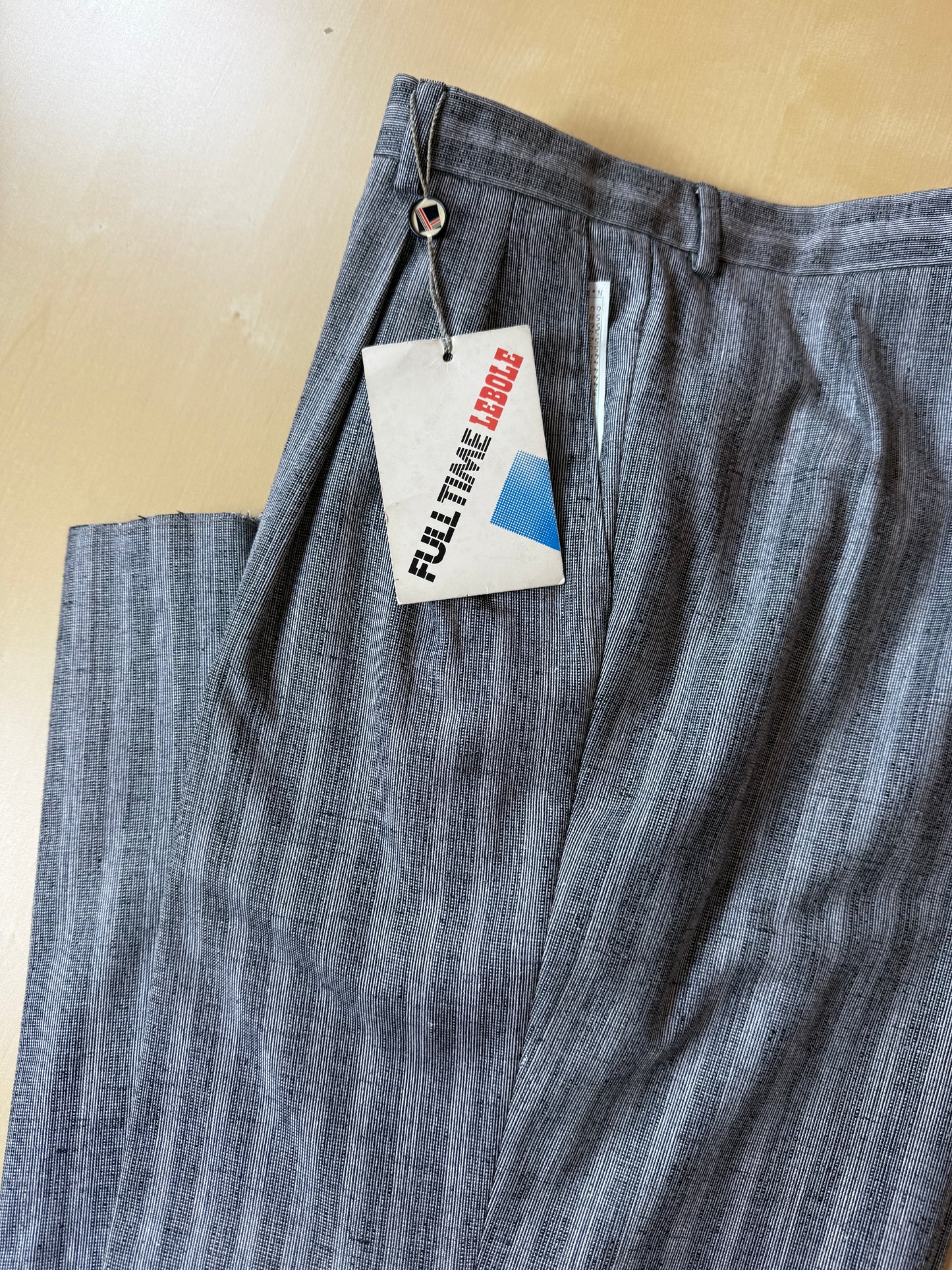 Pantaloni anni '80 grigio chiaro misto lana viscosa e seta (NOS) - tg. 50