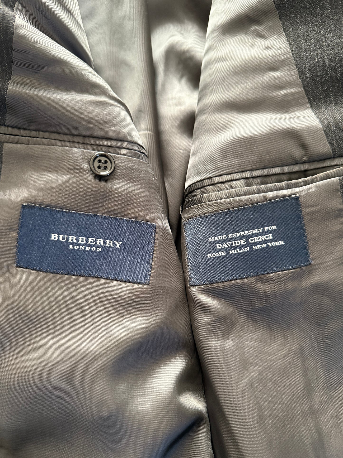 Completo Burberry flanella grigio antracite gessato - tg. 50