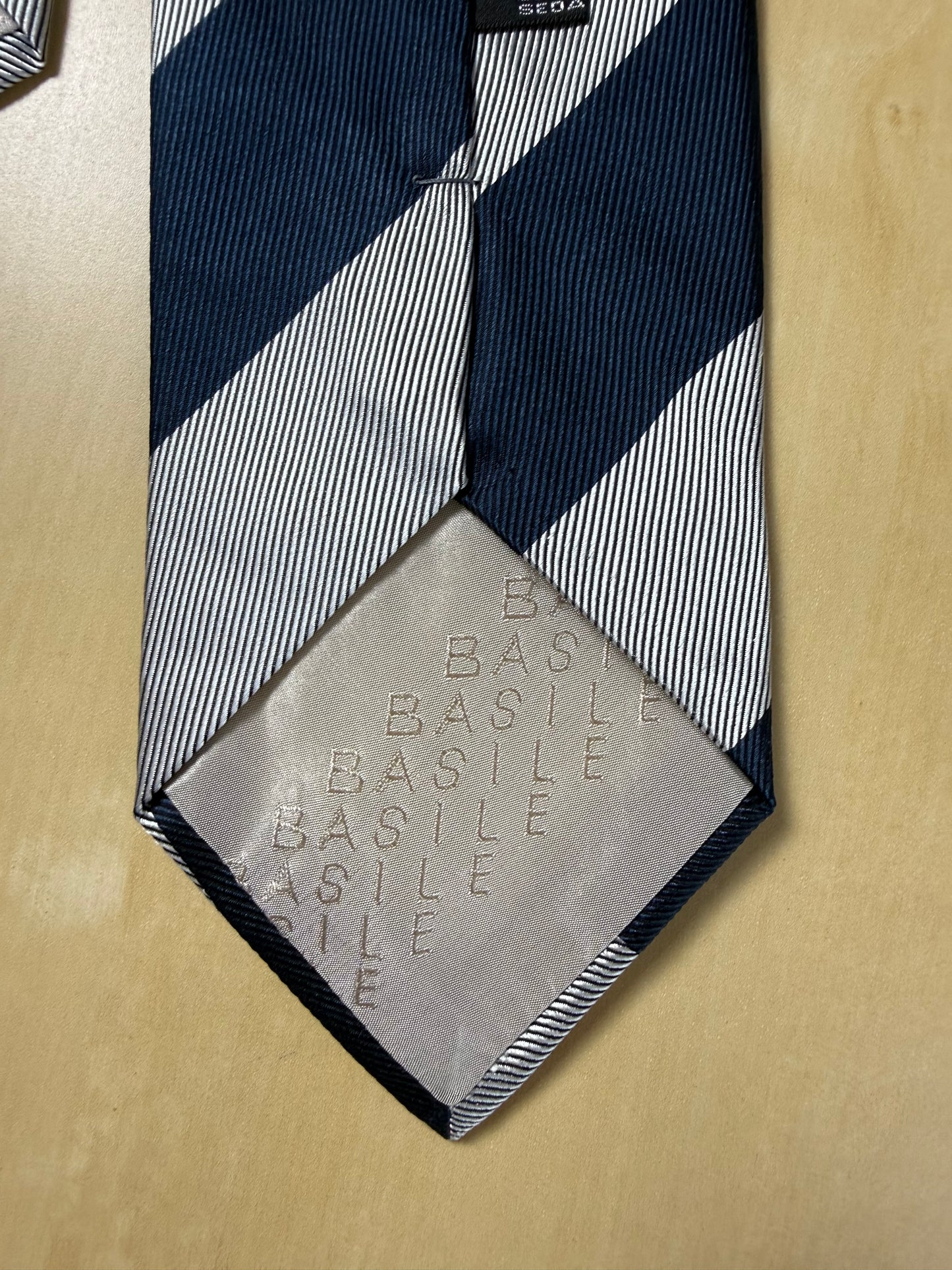 Cravatta regimental navy e argento