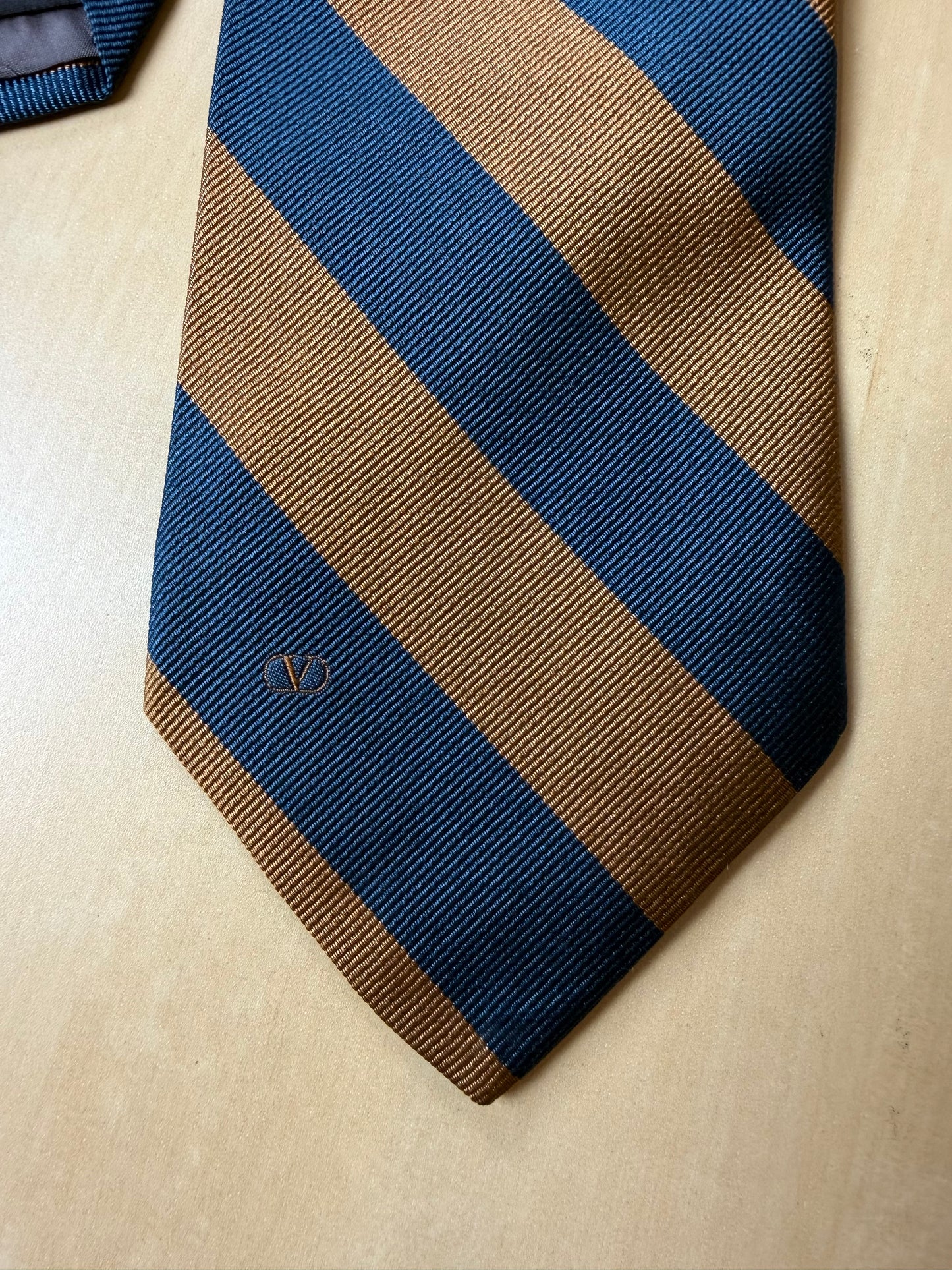 Cravatta Valentino righe blu e marrone