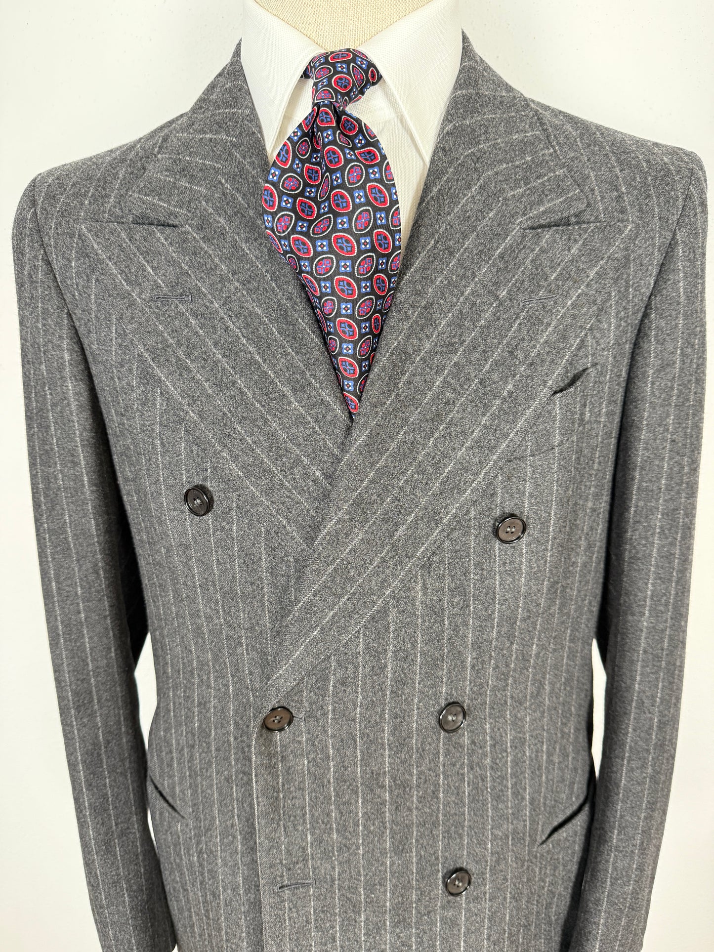 Completo doppiopetto sartoriale anni ‘70 in flanella grigio gessato - tg. 50/52 drop basso