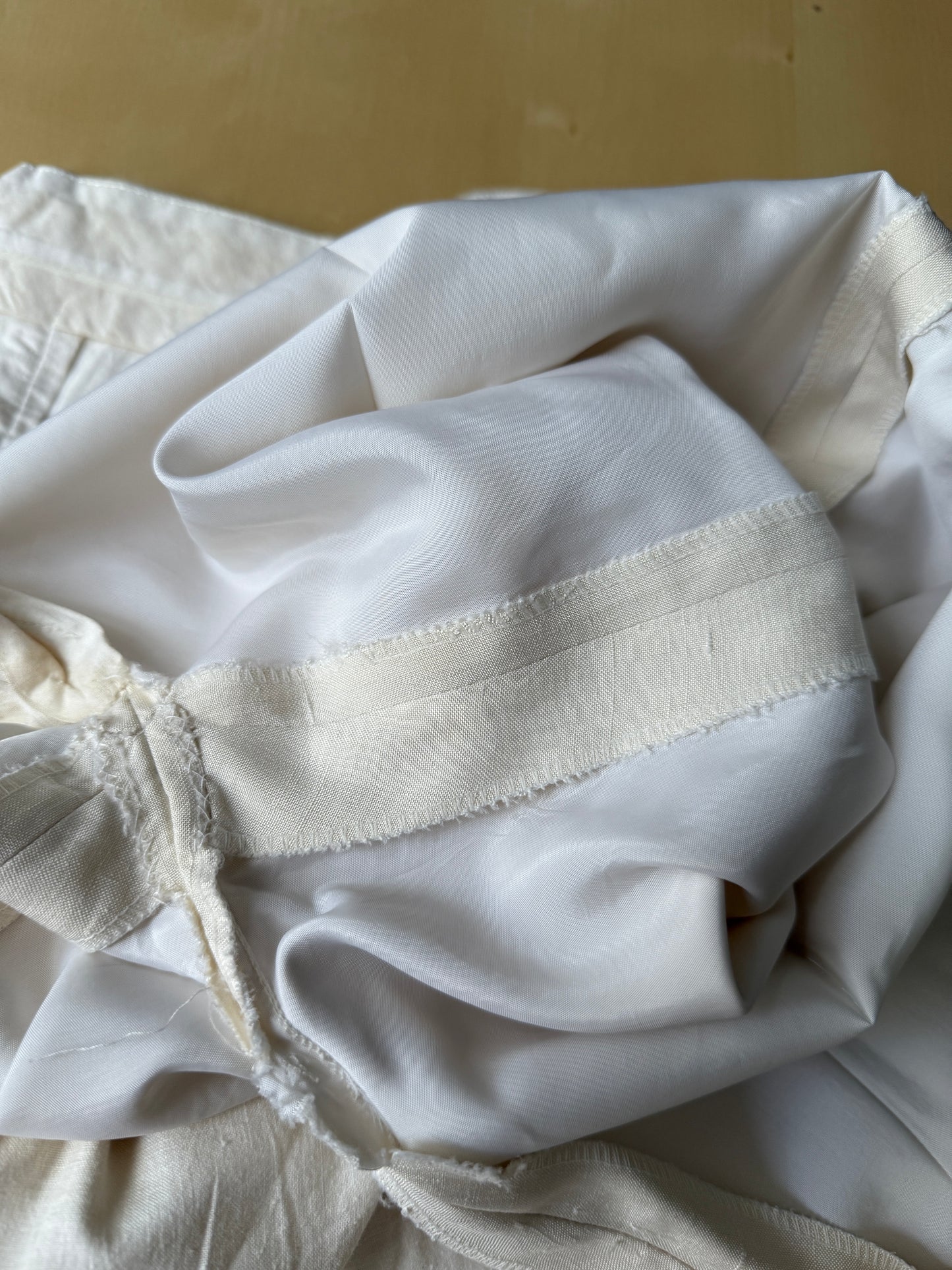 Completo anni '70 su misura in pura seta shantung bianco avorio - tg. 50