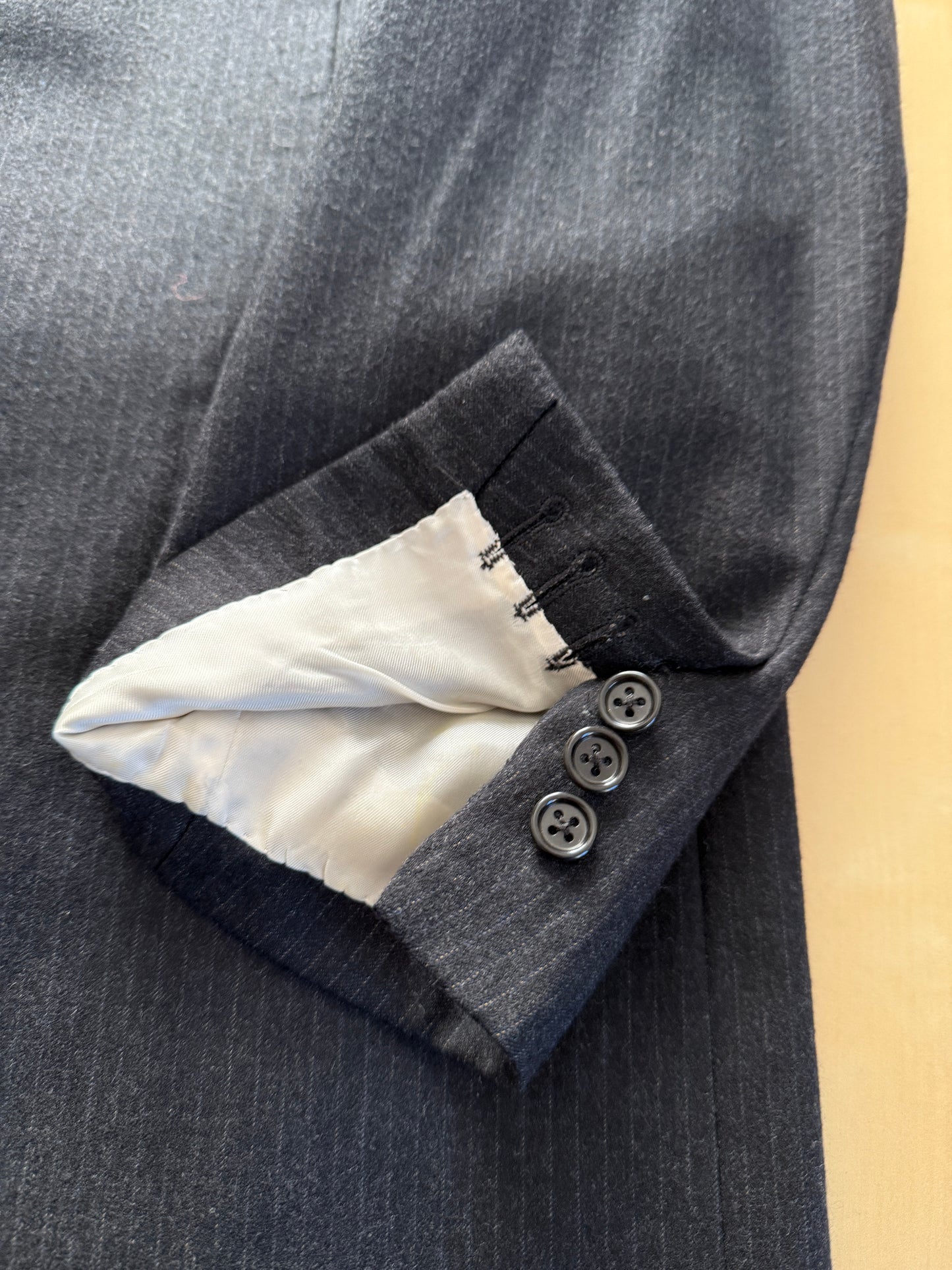 Completo Burberry flanella grigio antracite gessato - tg. 50