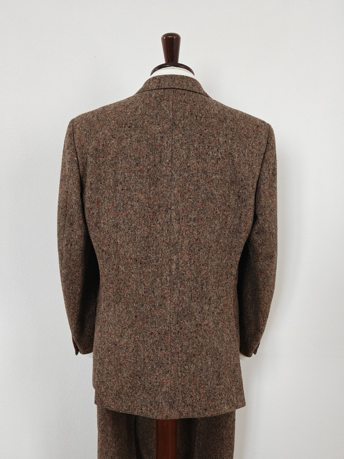 3-pieces suit in Irish donegal tweed pure VW - size 56