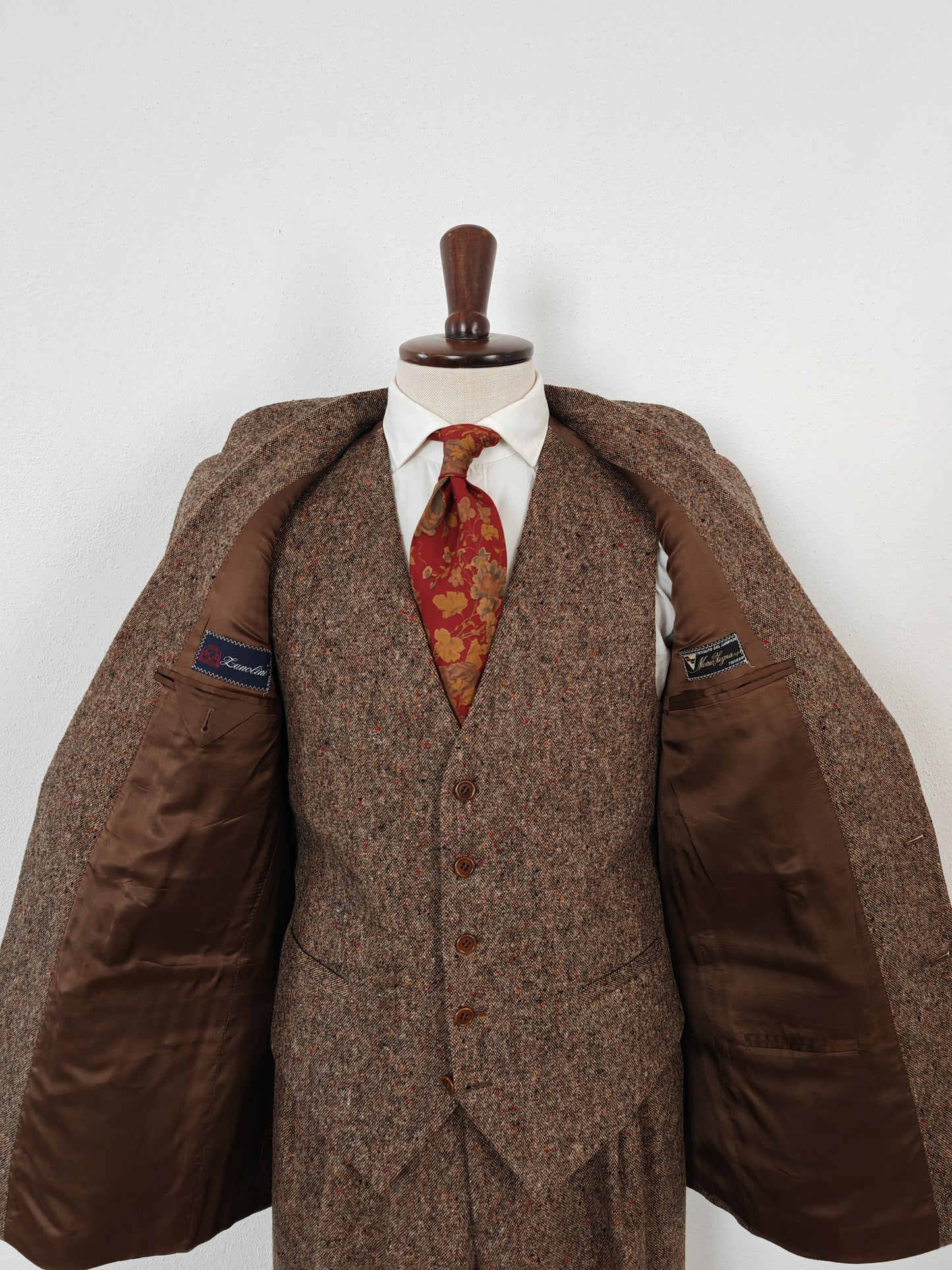 3-pieces suit in Irish donegal tweed pure VW - size 56