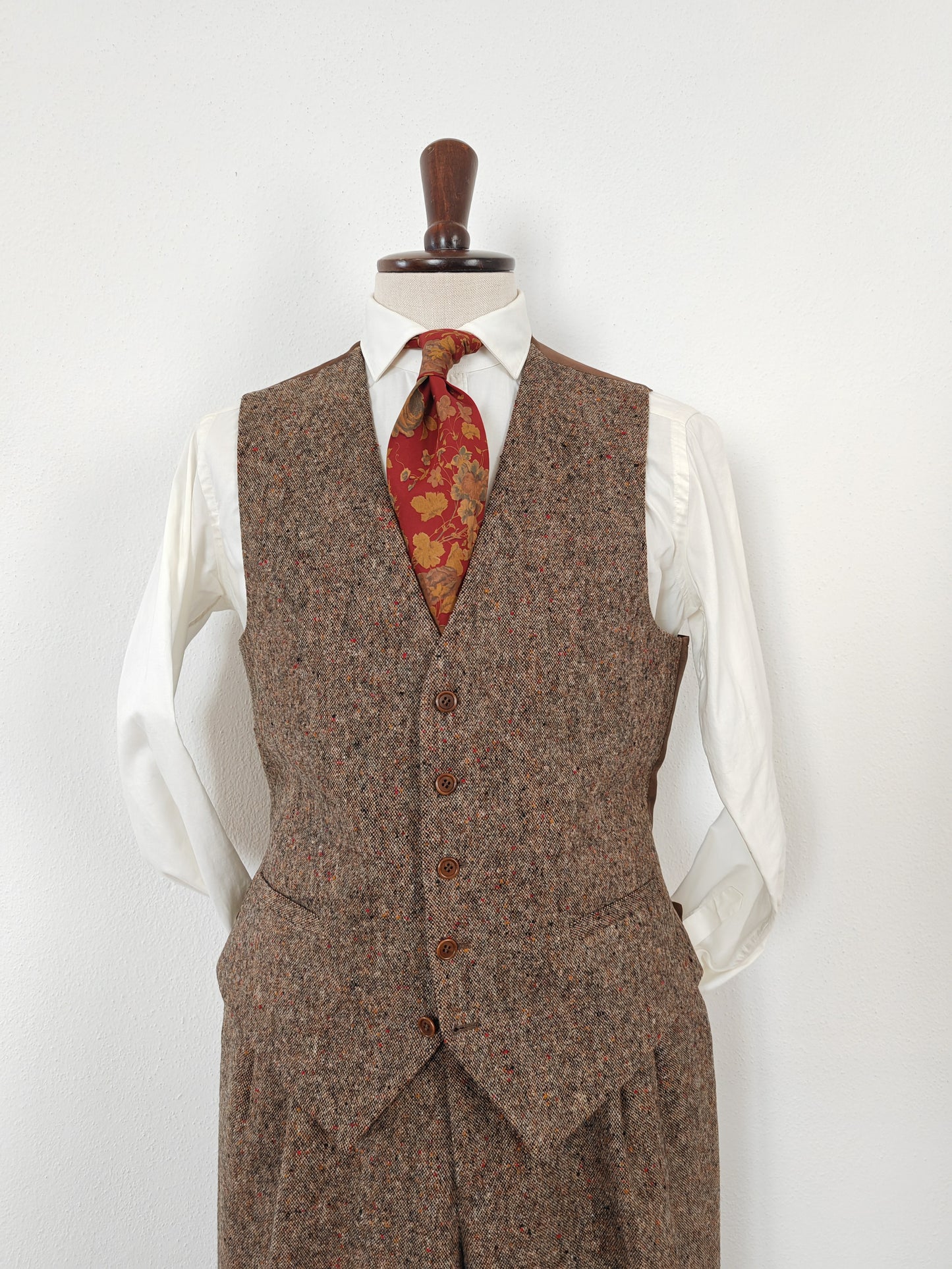 3-pieces suit in Irish donegal tweed pure VW - size 56