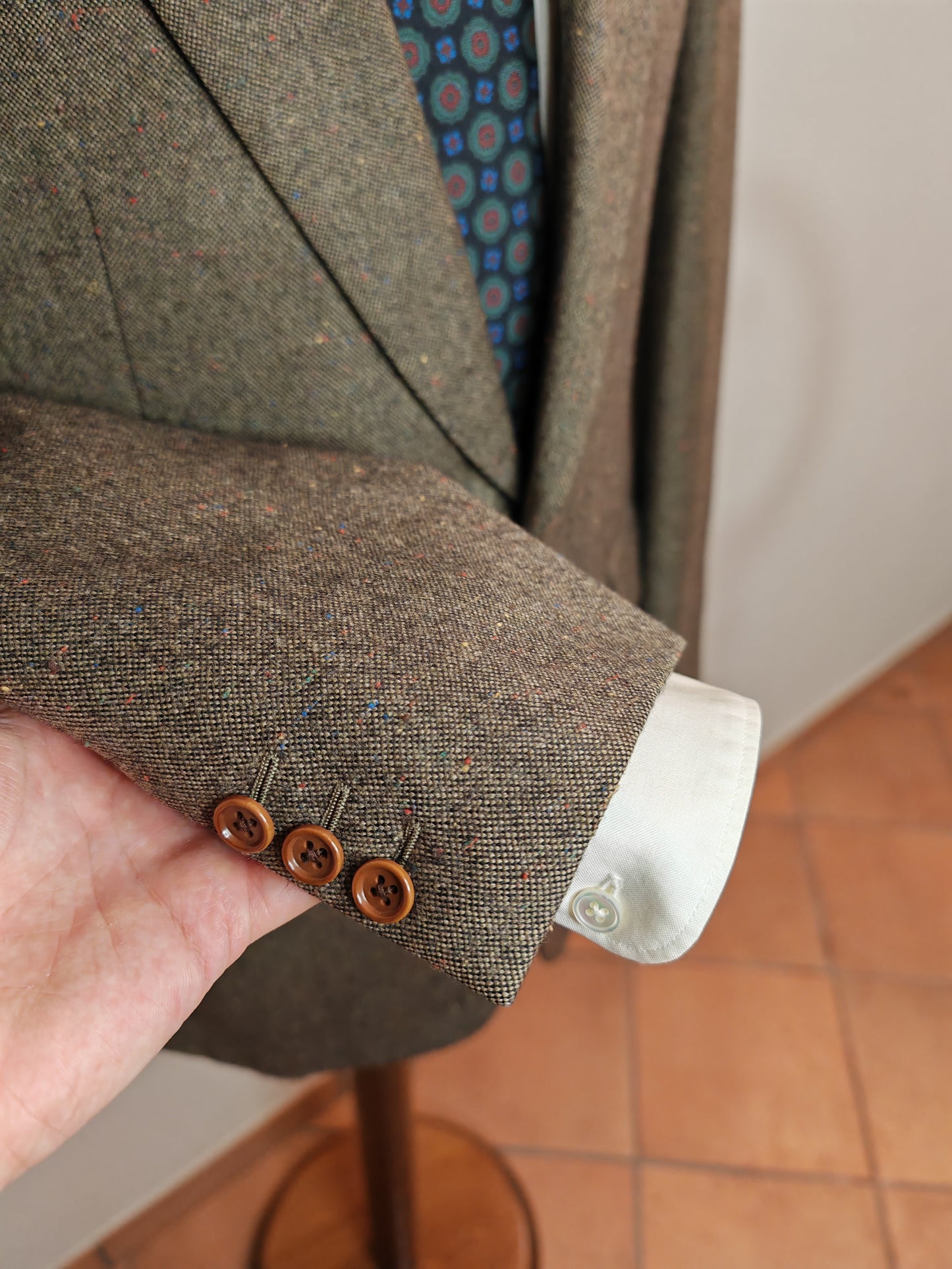 2 bottoni Giusti Bologna in tweed donegal irlandese - tg. 50