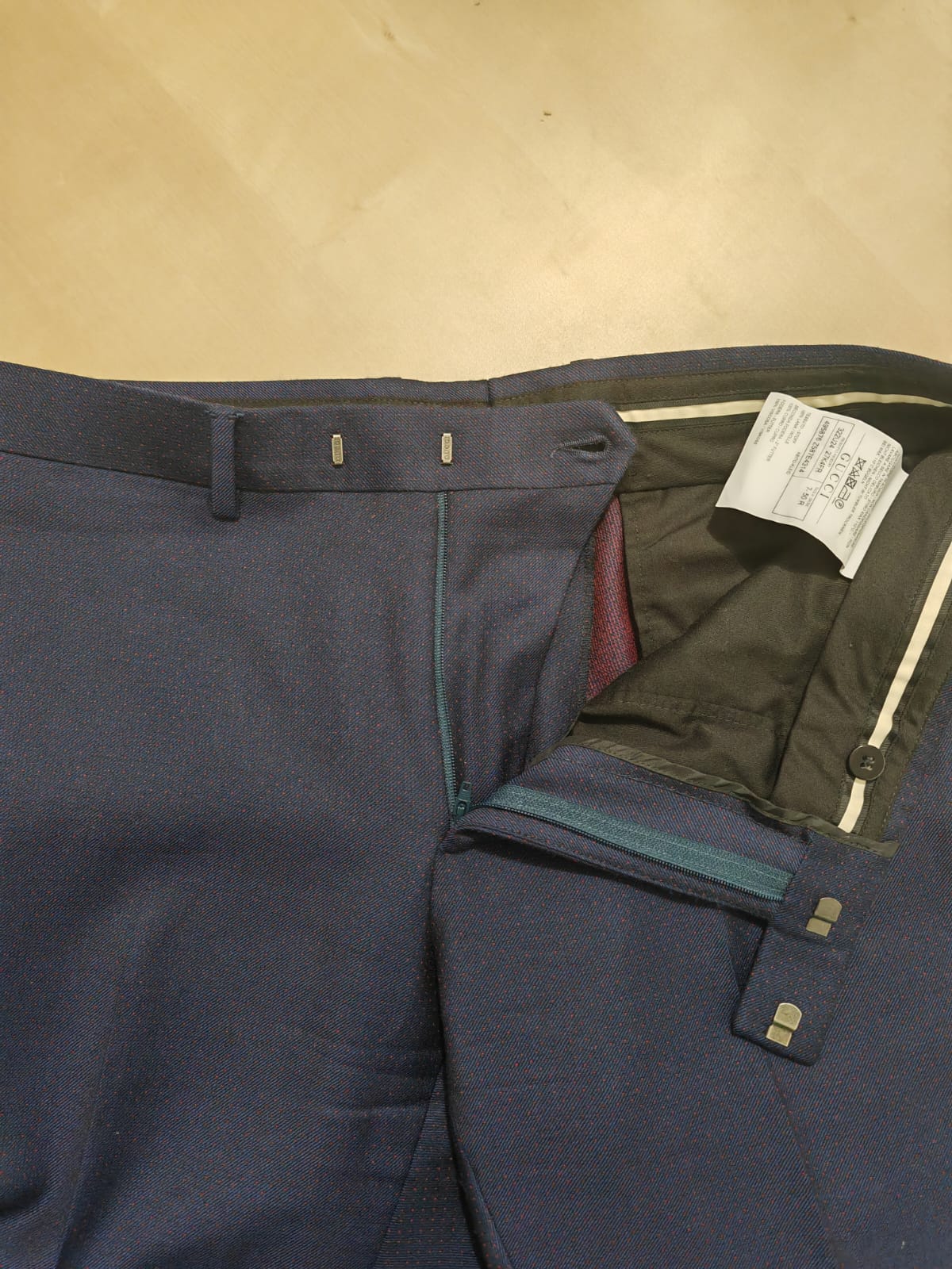 Completo Gucci stile moderno slim fit in flanella blu - tg. 50