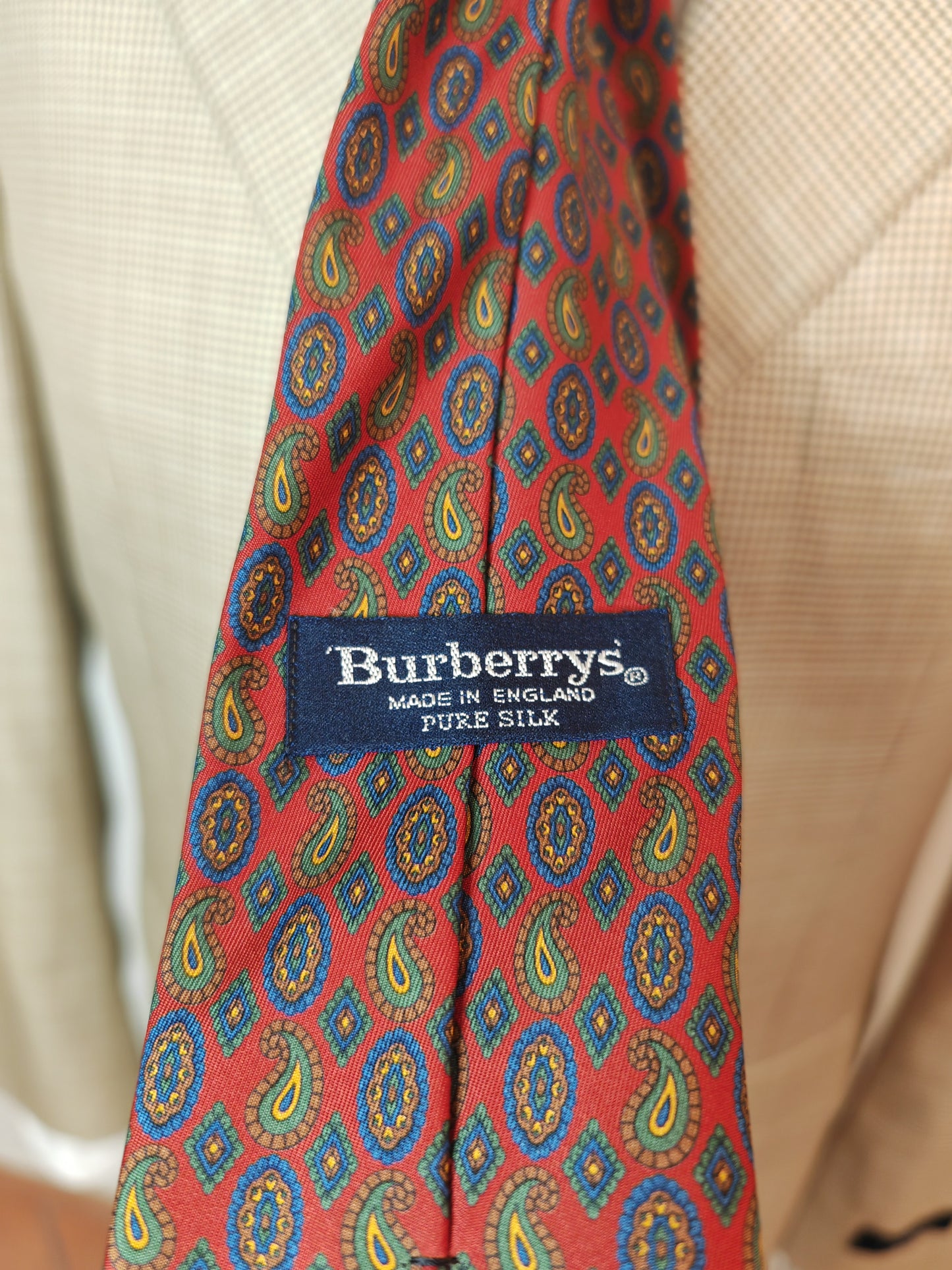 Cravatta Burberrys vintage paisley e ovali lobati