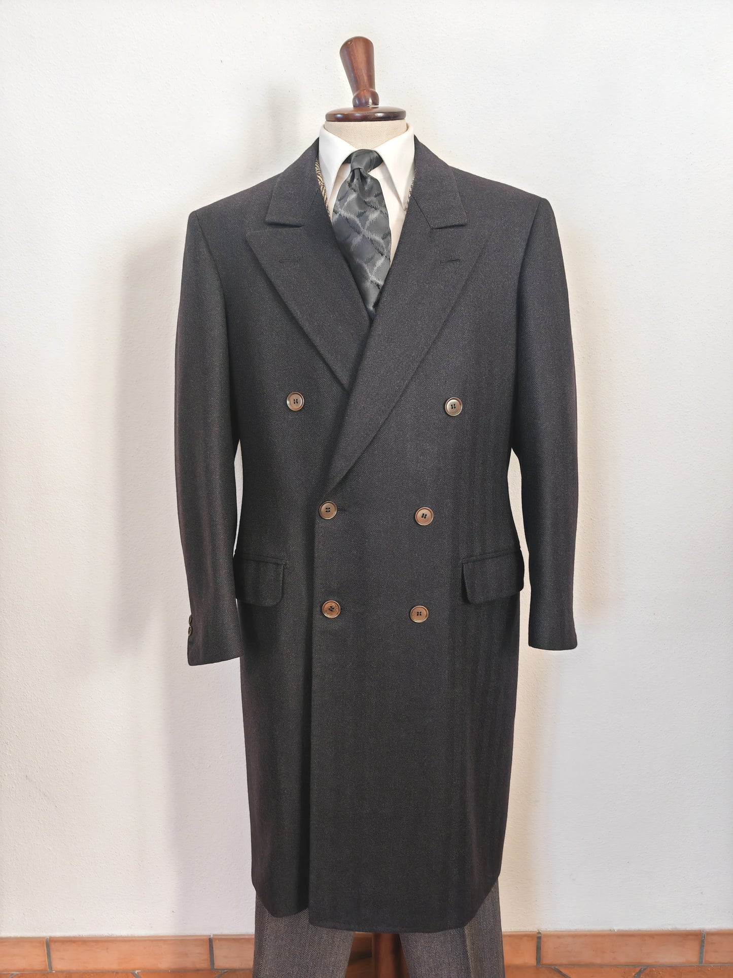 Cappotto sartoriale doppiopetto in tessuto spinato scozzese Crombie - tg. 50