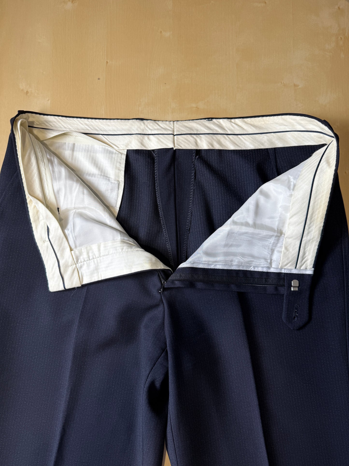 Completo anni ‘70 tela di lana blu gessato - tg. 50/52