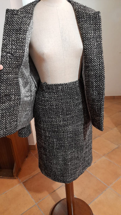 Max Mara skirt suit wool bouclé size 42