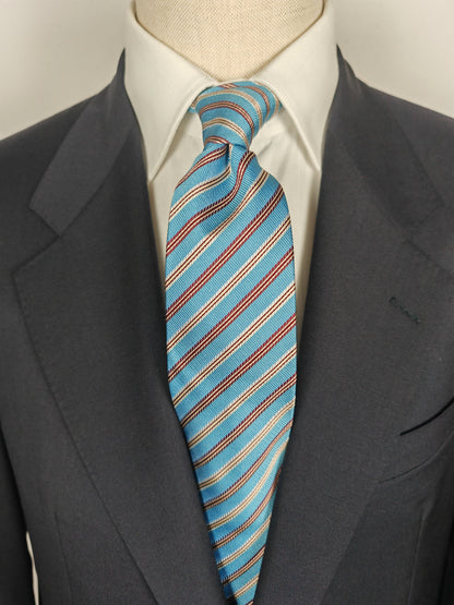 Cravatta celeste a righe