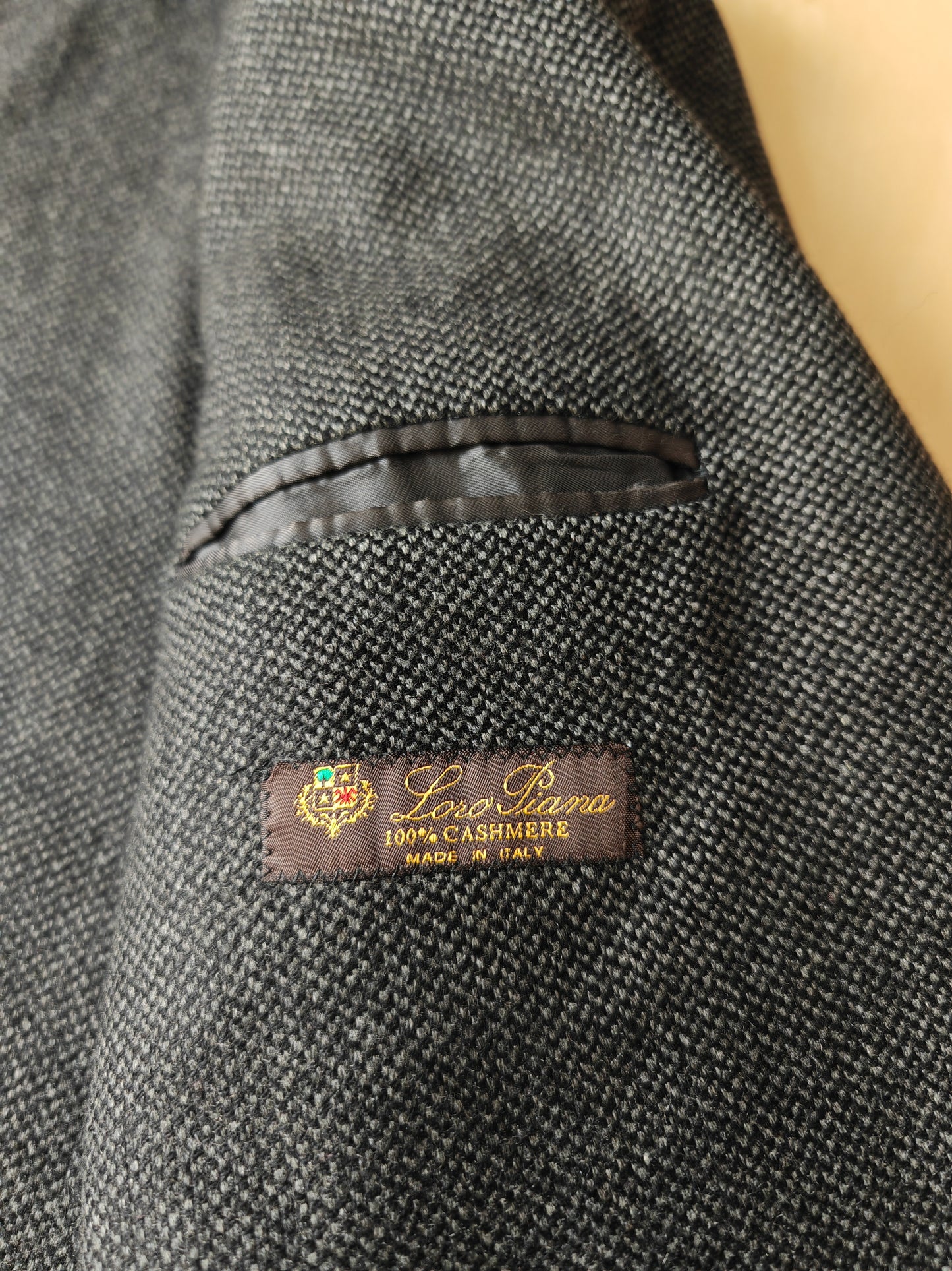 Loro Piana 100% cashmere jacket - size 50