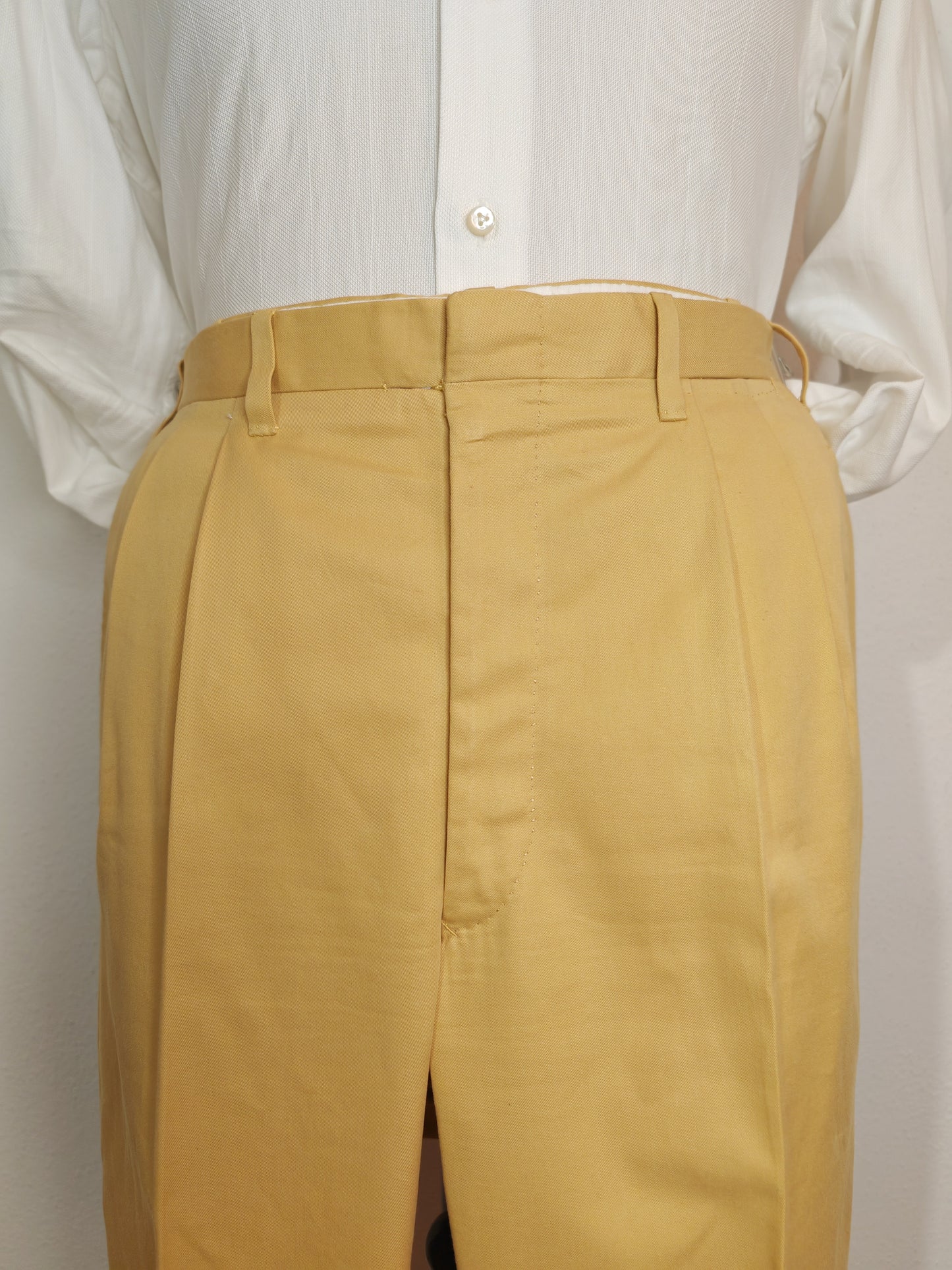 Pantalone sartoriale su misura in twill di cotone giallo crema - tg. 48