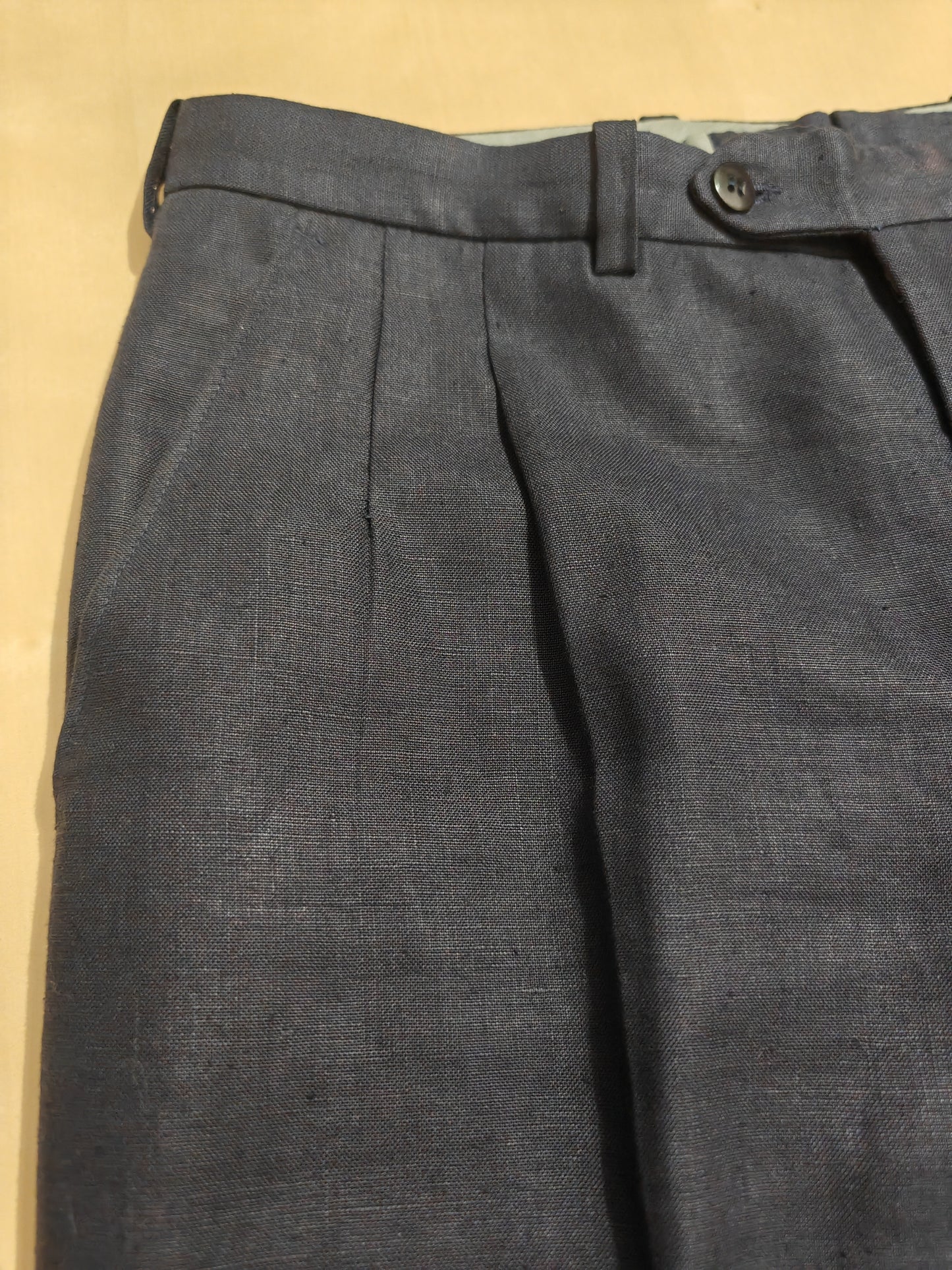 Completo doppiopetto sartoriale anni '70 in puro lino blu - tg. 46