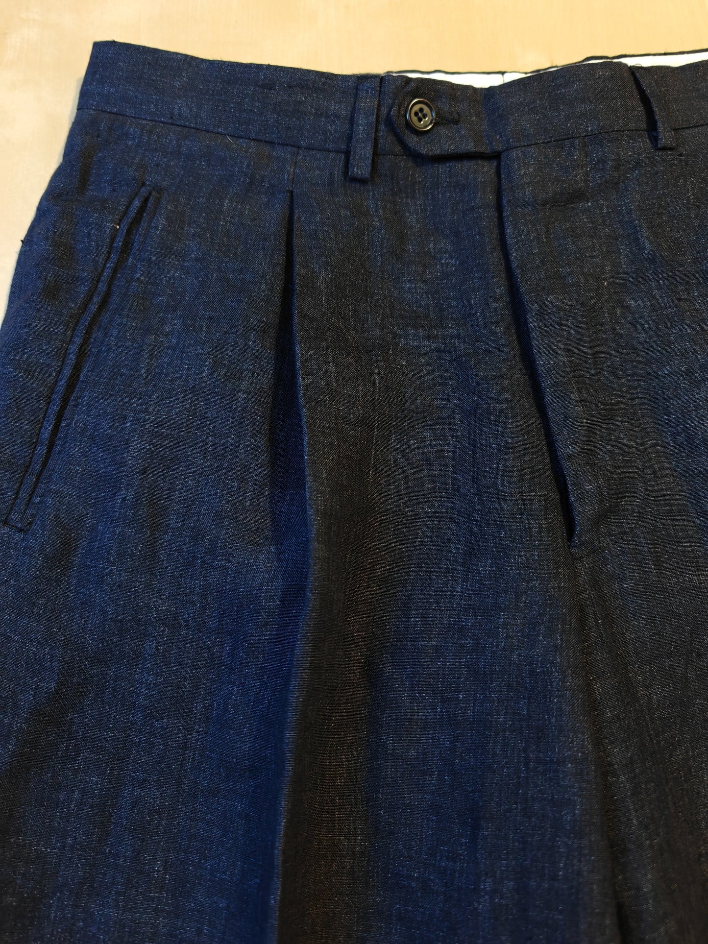 Blue suit, 100% linen - size 48