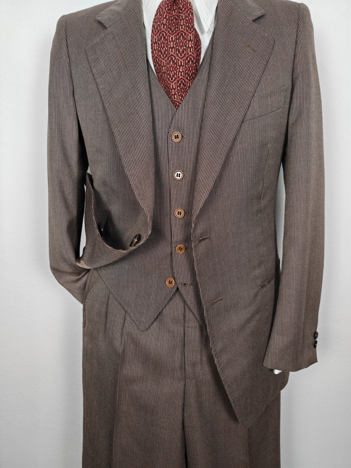 Completo 3 pezzi svasato anni '70 marrone spigato - tg. 44