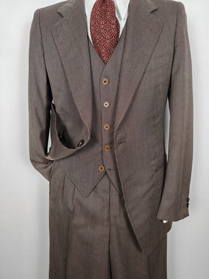 Completo 3 pezzi svasato anni '70 marrone spigato - tg. 44