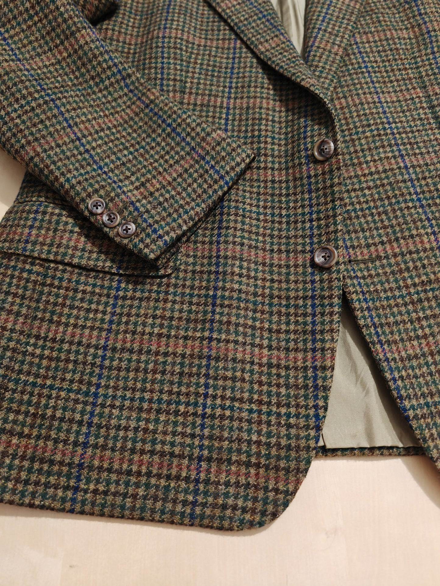 Corneliani tweed checked jacket - size 52