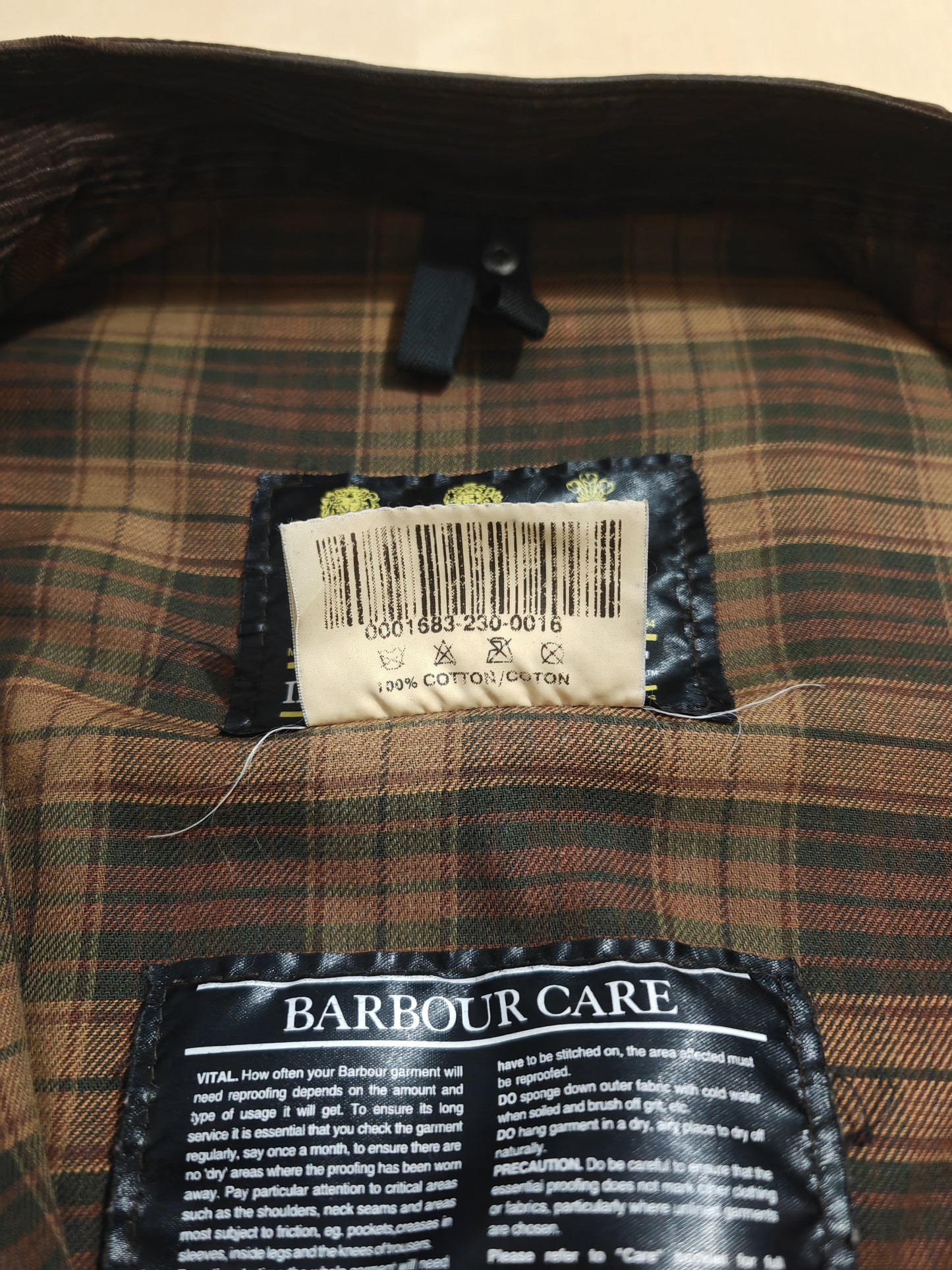 Barbour International primi anni 2000, marrone - C42/107cm