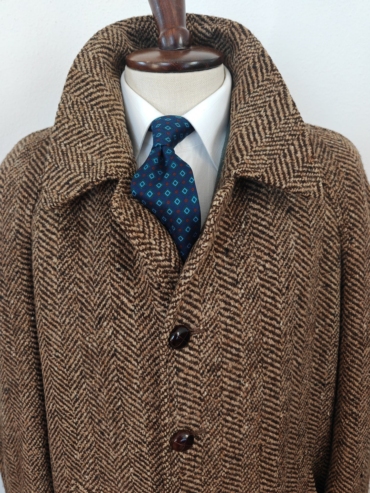 Cappotto anni '70 in tweed spigato, lunghezza tre quarti - tg. 48-50