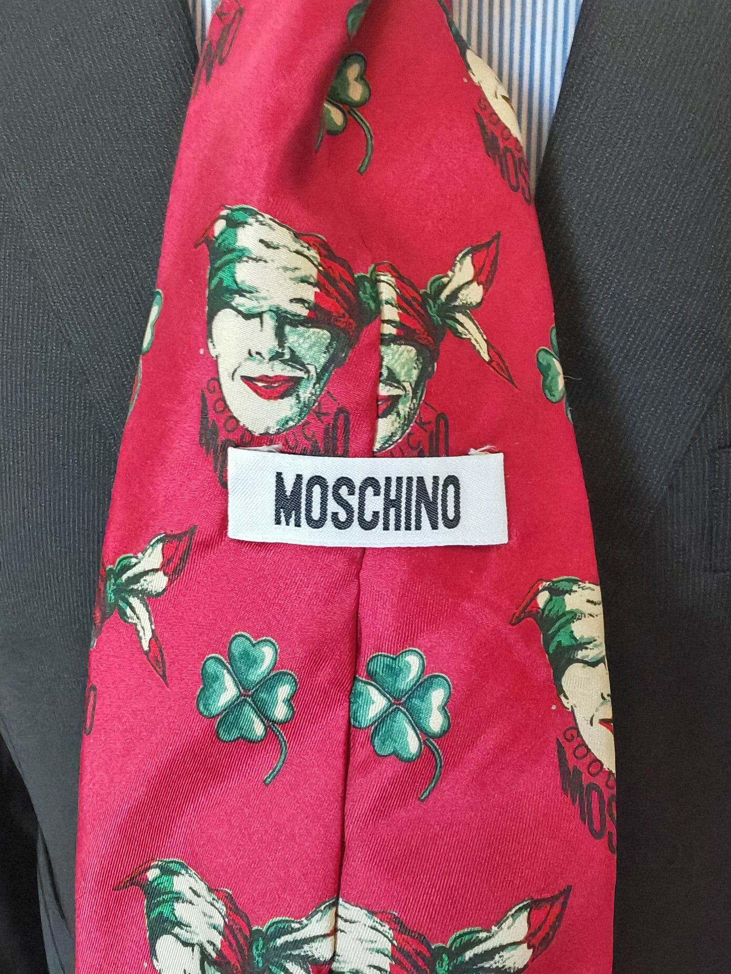 Cravatta Moschino "Good Luck" quadrifogli