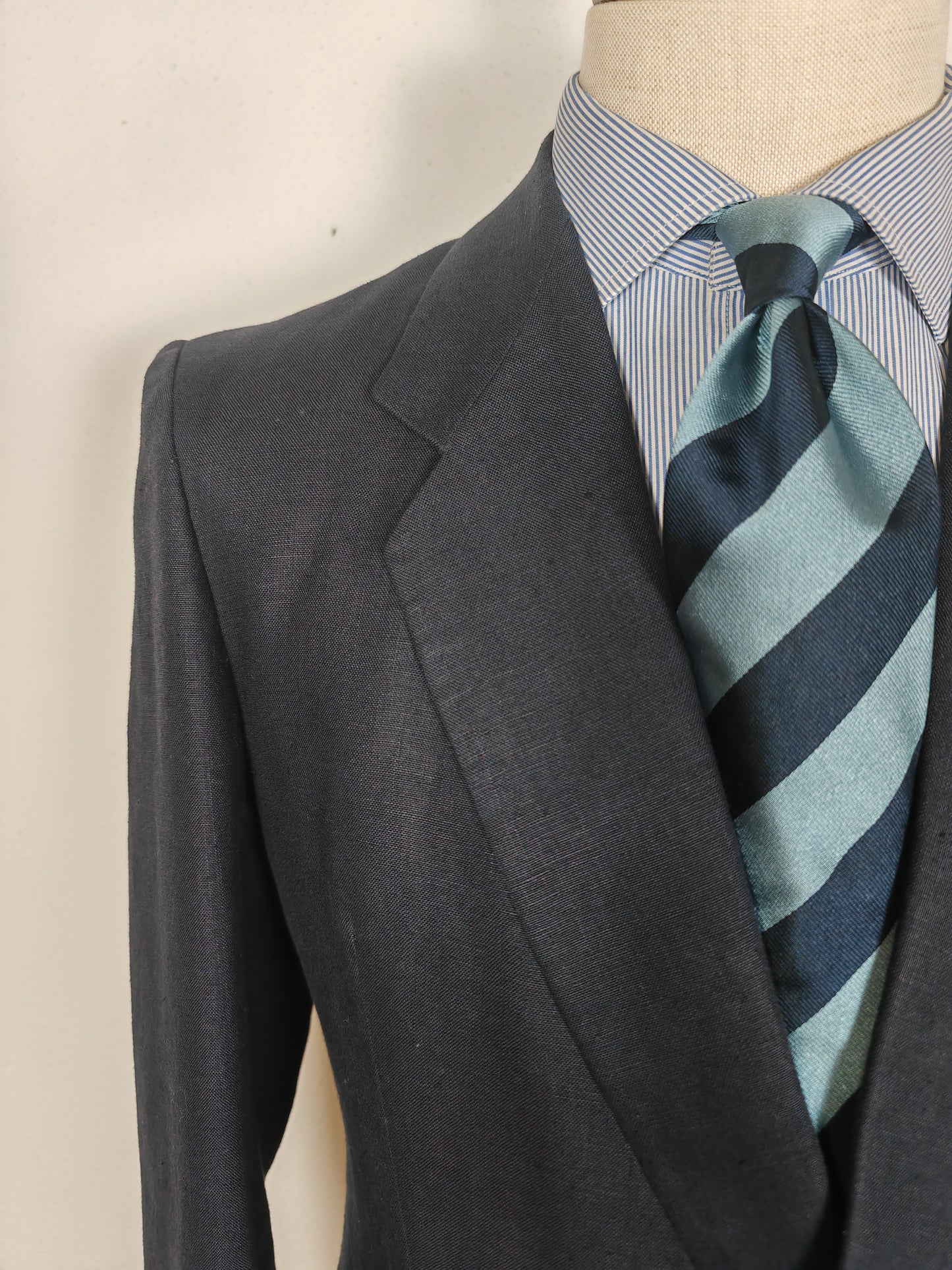 Completo doppiopetto sartoriale anni '70 in puro lino blu - tg. 46