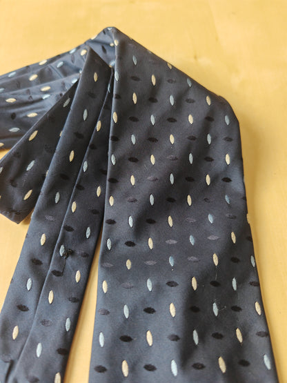 Cravatta in raso micro fantasia