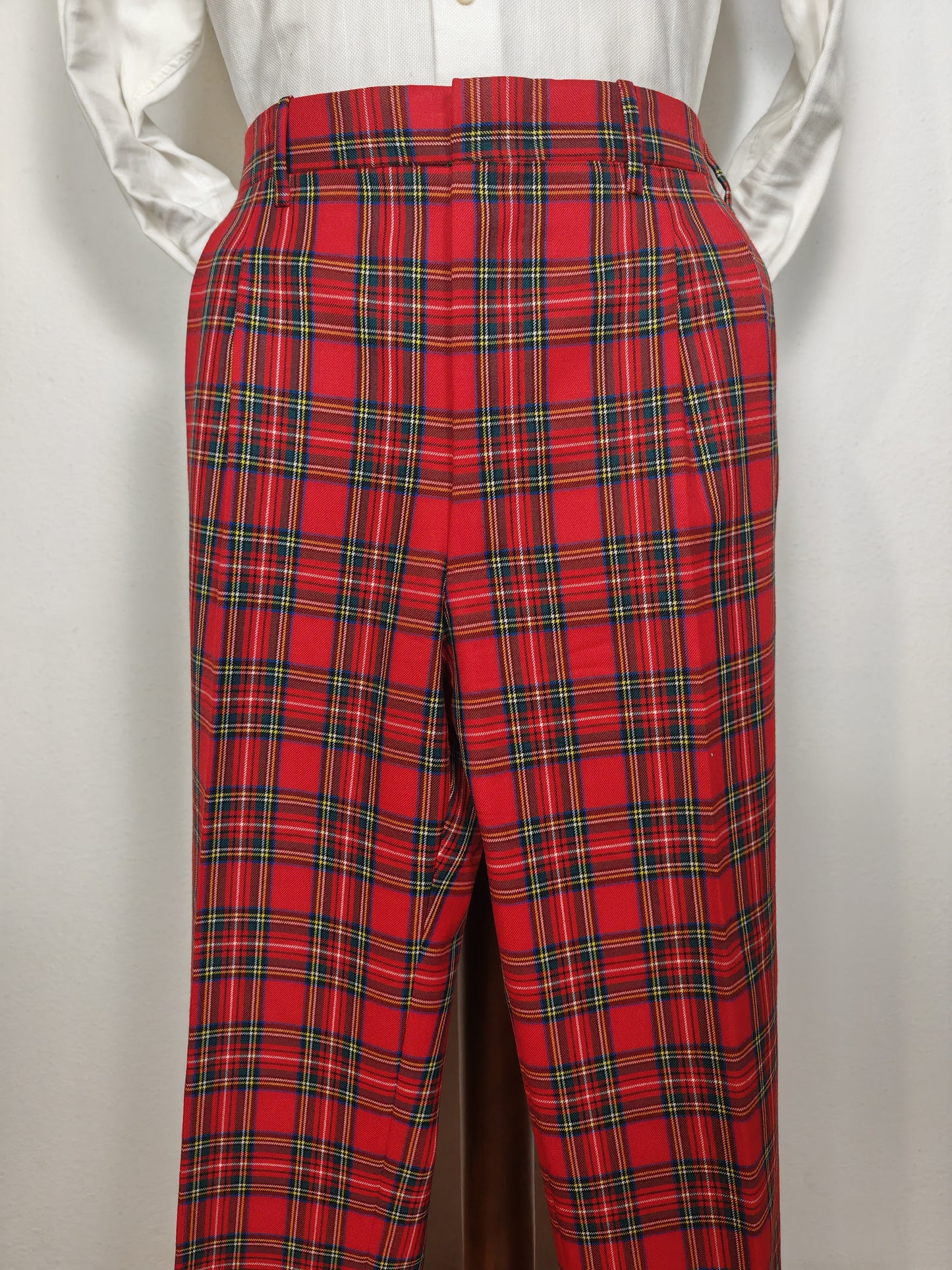 Due pezzi sartoriale in tartan Royal Stewart, tessuto Holland & Sherry - tg. 54