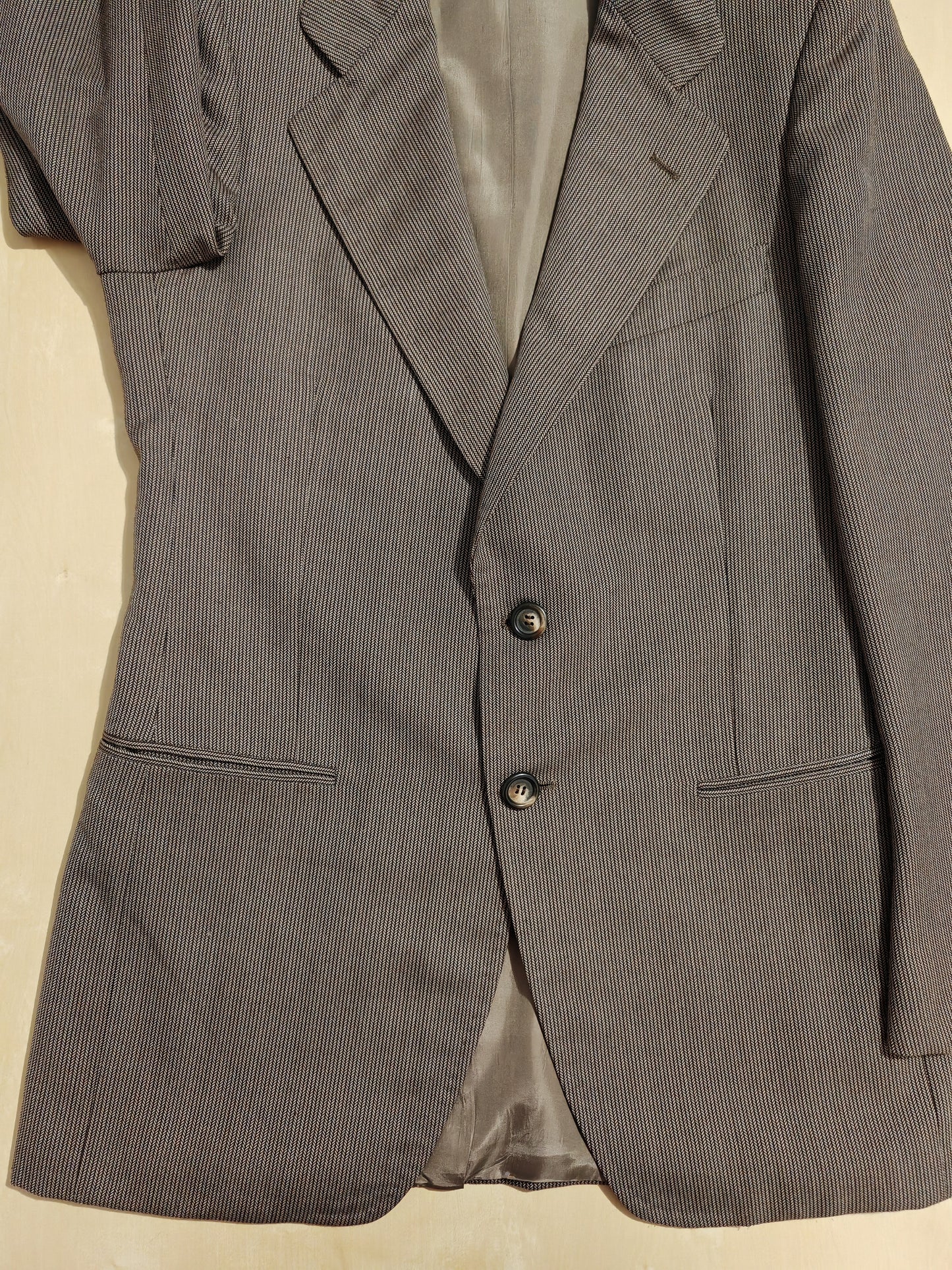 Completo 3 pezzi svasato anni '70 marrone spigato - tg. 44