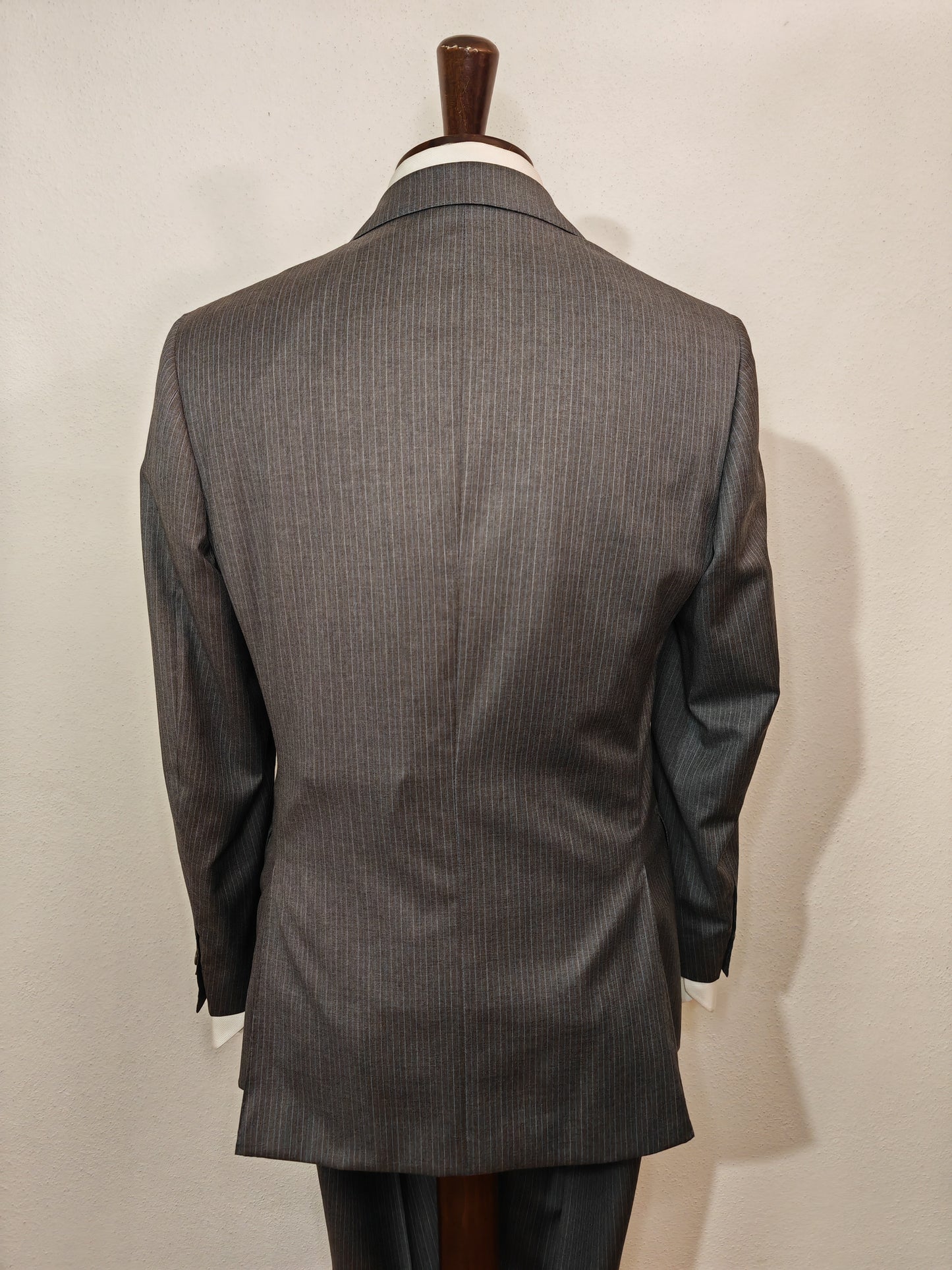 Completo Boggi tessuto Loro Piana super 120S, grigio gessato - tg. 46