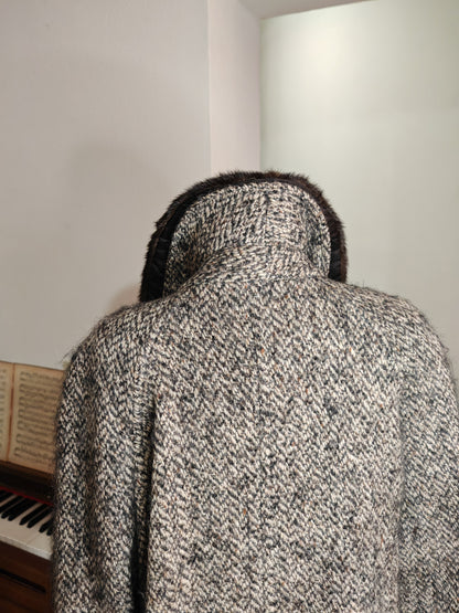 Cappotto Burberrys anni '80 in Irish tweed collo visone - tg. 46