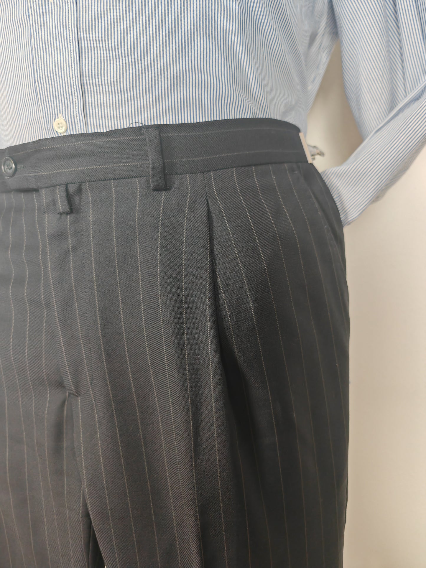 Completo in twill di lana blu gessato - tg. 50/52