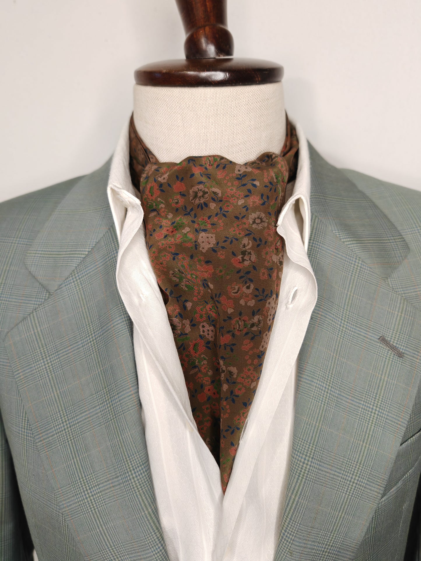 Vintage pure silk ascot, flower pattern 